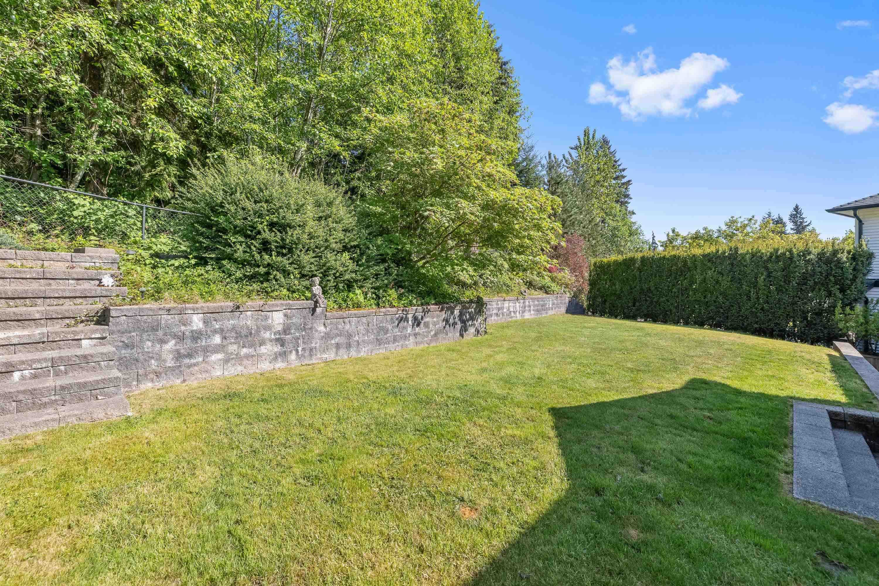 23430 Cross Road, Maple Ridge, V4R 0C8 — photo 3