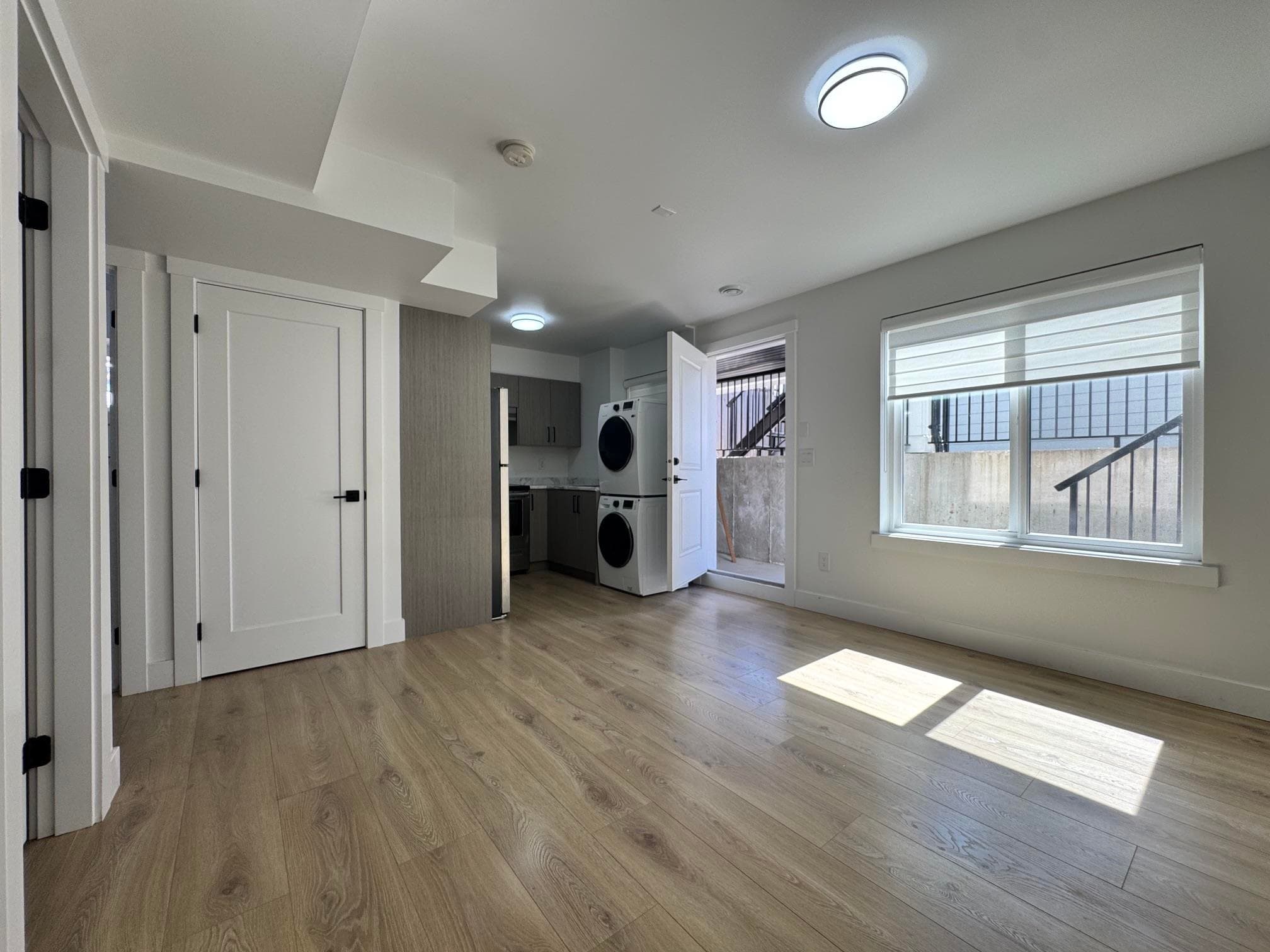 Basement rental - 16794 20a Avenue, Surrey, V3Z 1H1 — photo 3