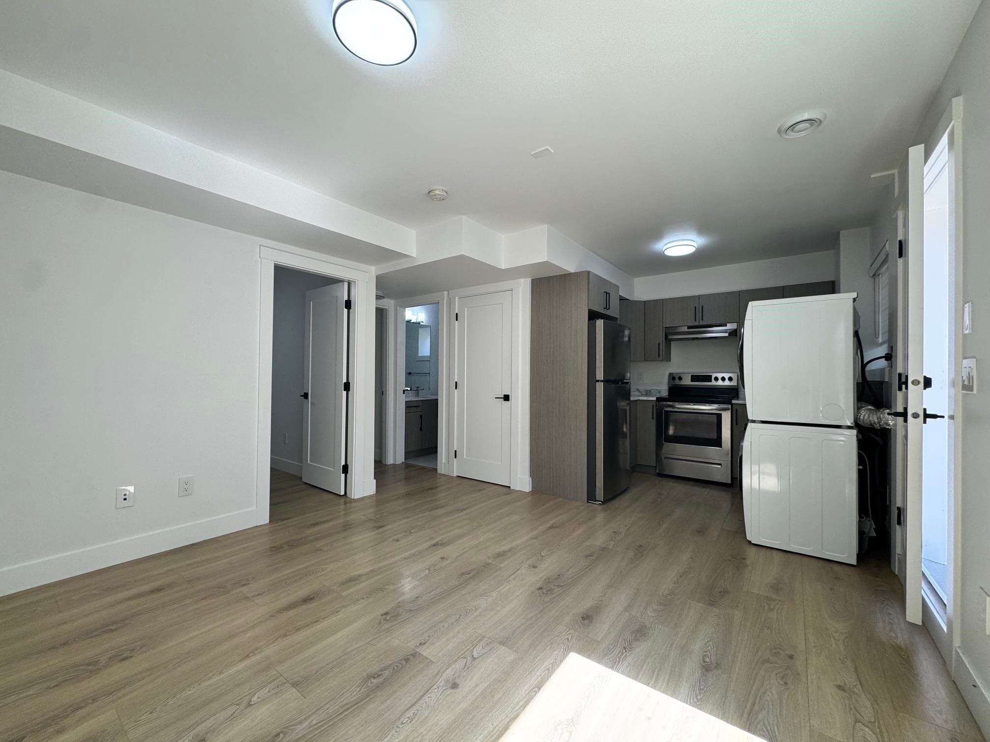 Basement rental - 16794 20a Avenue, Surrey, V3Z 1H1 — photo 5