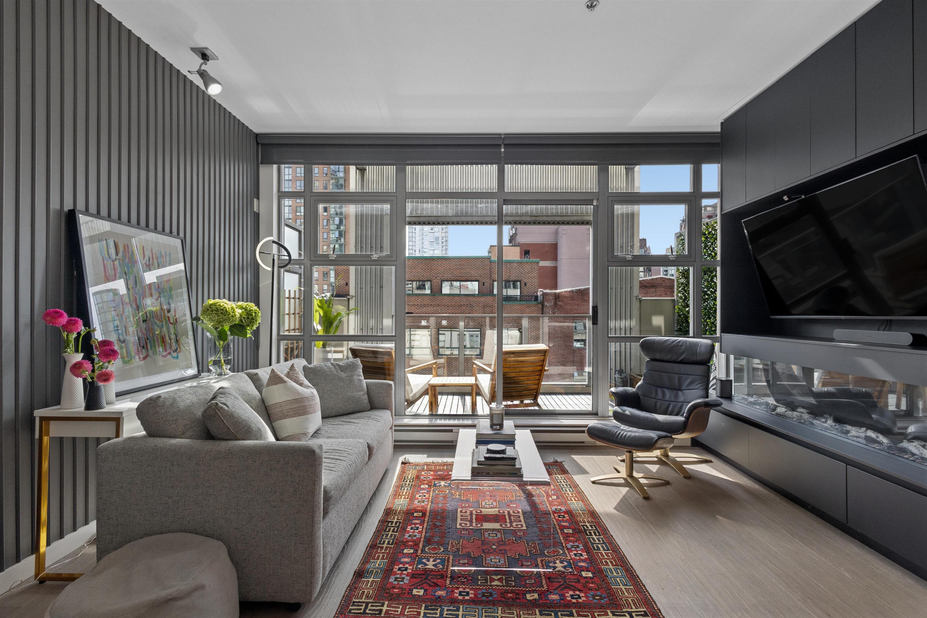 503 - 1228 Homer Street, Vancouver, V6B 2Y5 — photo 1