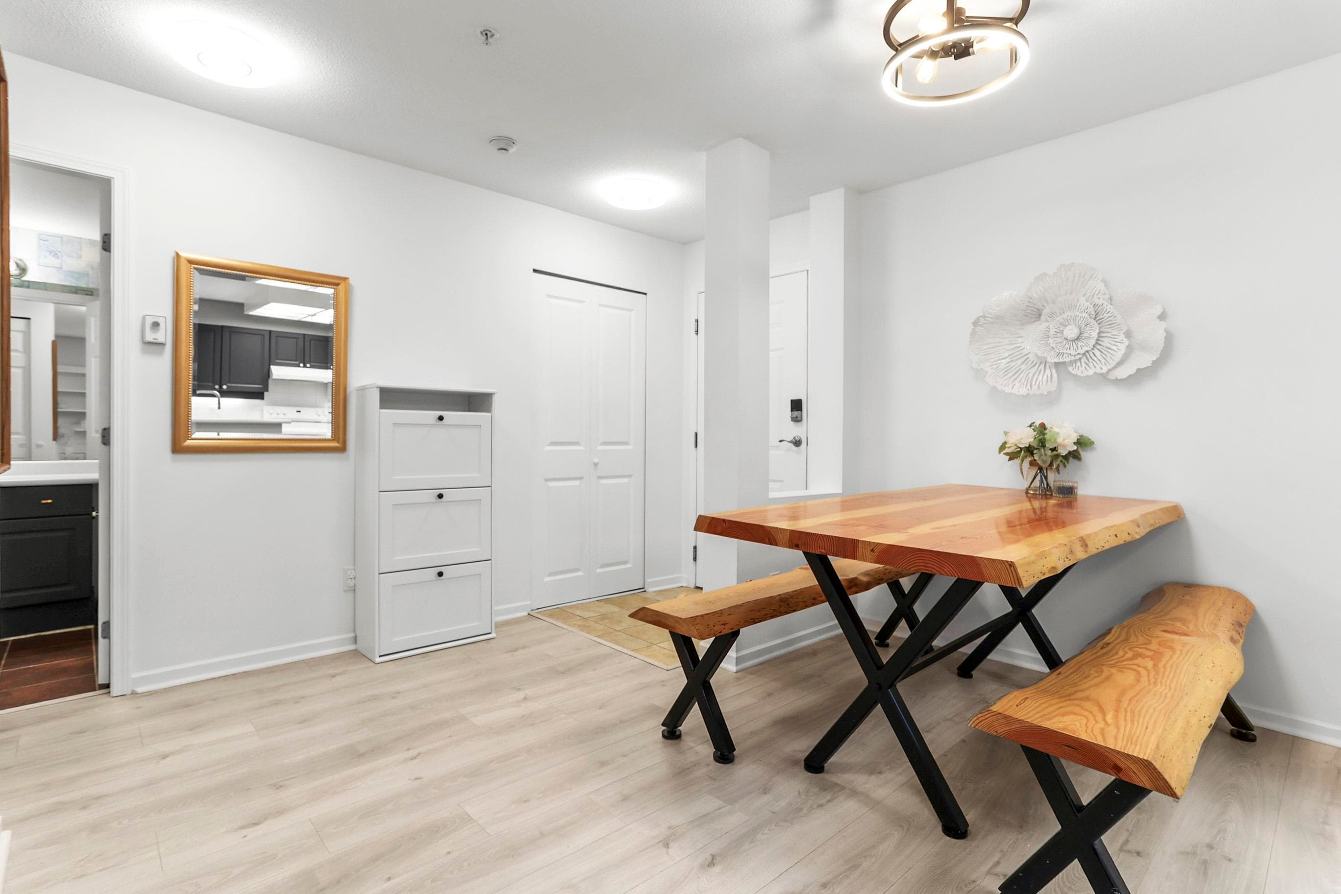 221 - 22015 48 Avenue, Langley, V3A 8L3 — photo 2