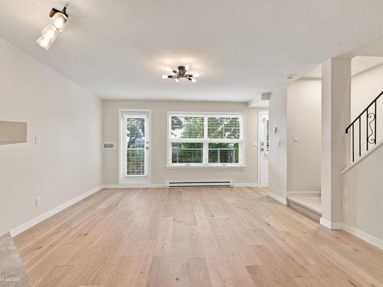 203 - 3787 Pender Street, Burnaby, V5C 2L2 — photo 4