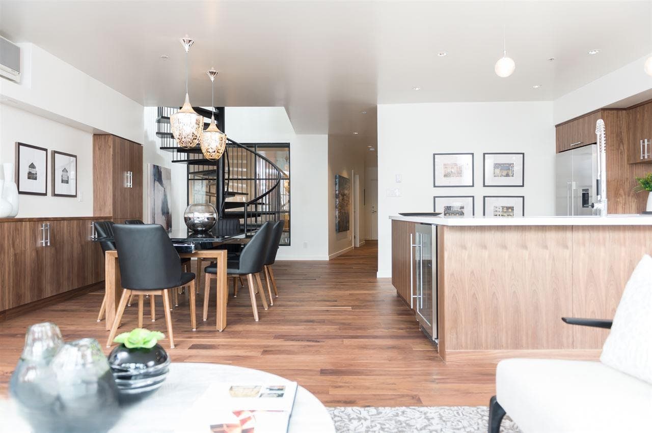 501 - 1238 Homer Street, Vancouver, V6B 2Y5 — photo 2