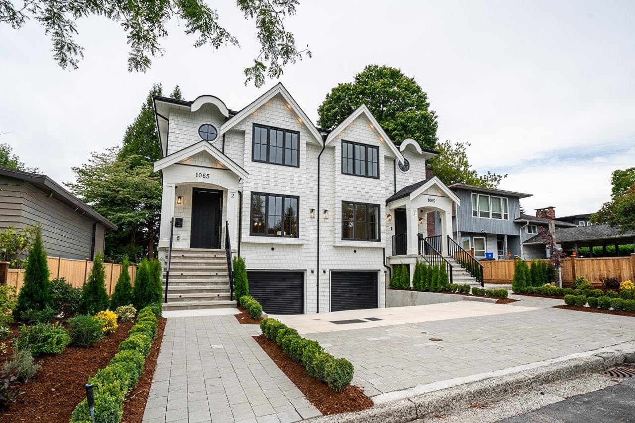 2 - 1065 Ridley Drive, Burnaby, V5A 2N7 — photo 1