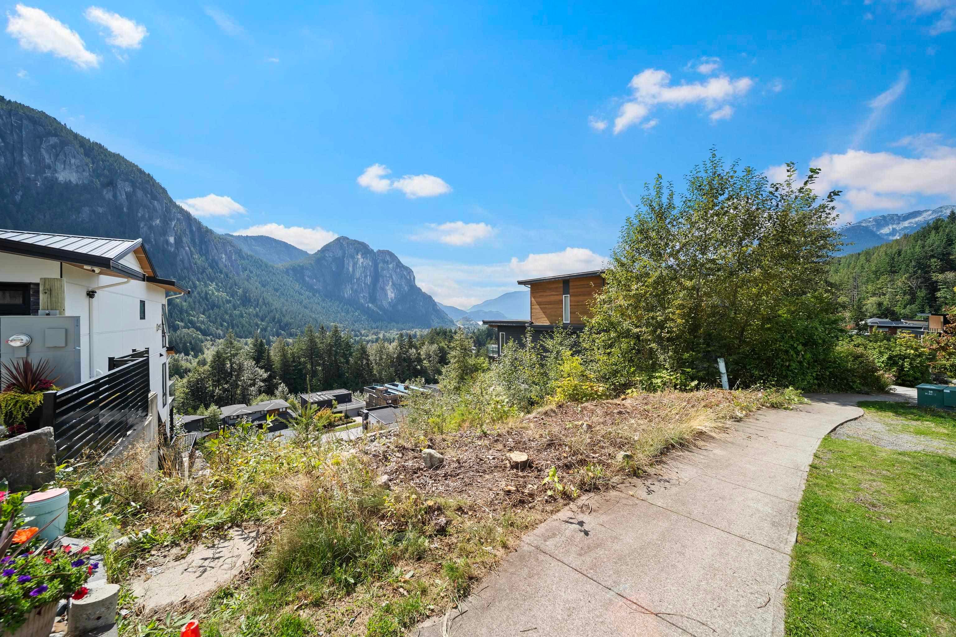 2250 Crumpit Woods Drive, Squamish, V8B 0T6 — photo 3