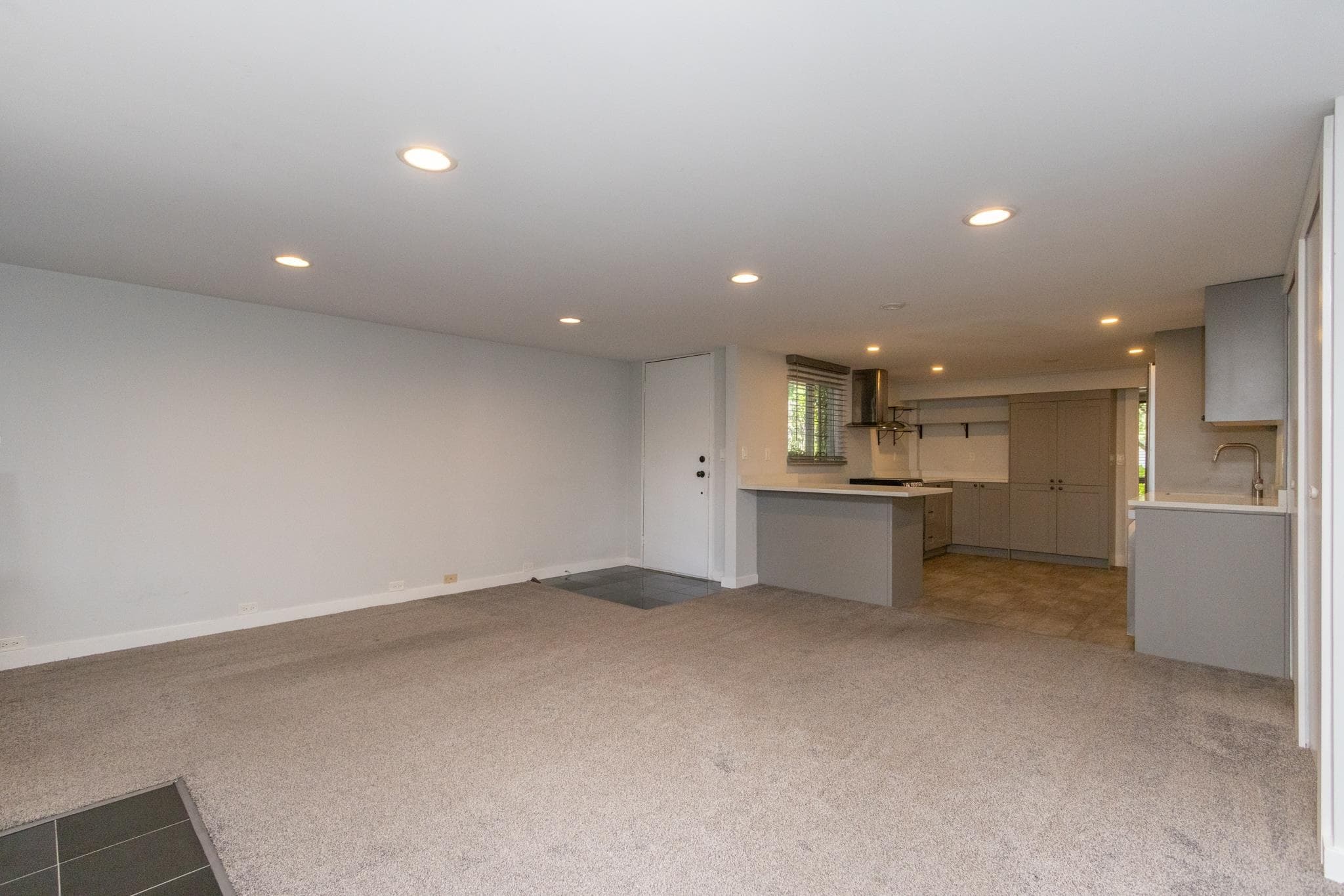 Suite - 2673 Woodbine Drive, North Vancouver, V7R 2R7 — photo 5