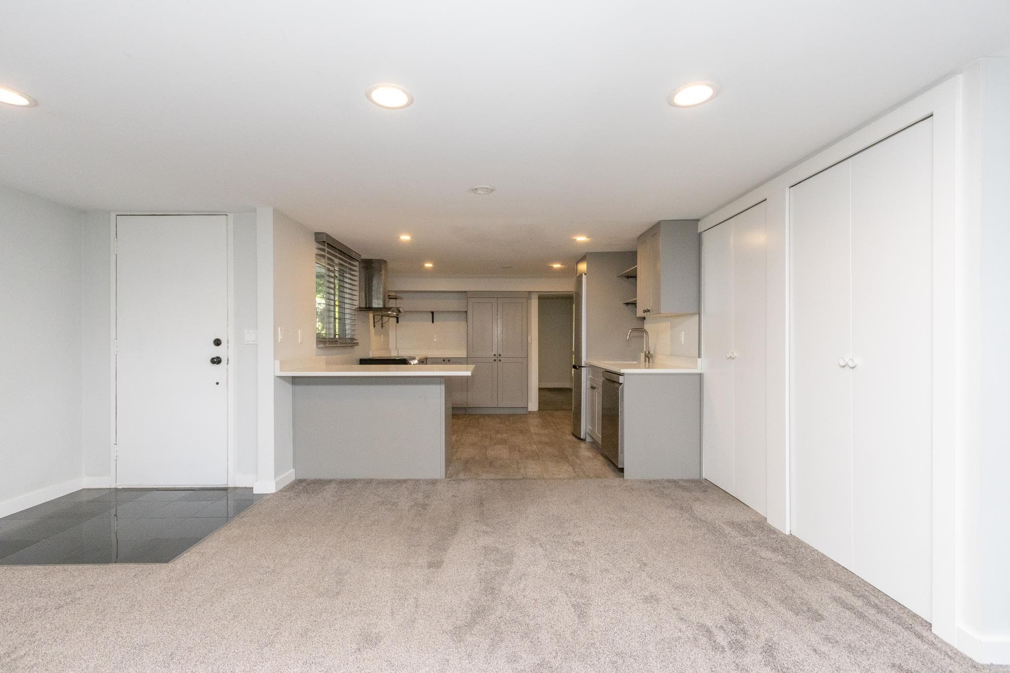 Suite - 2673 Woodbine Drive, North Vancouver, V7R 2R7 — photo 4