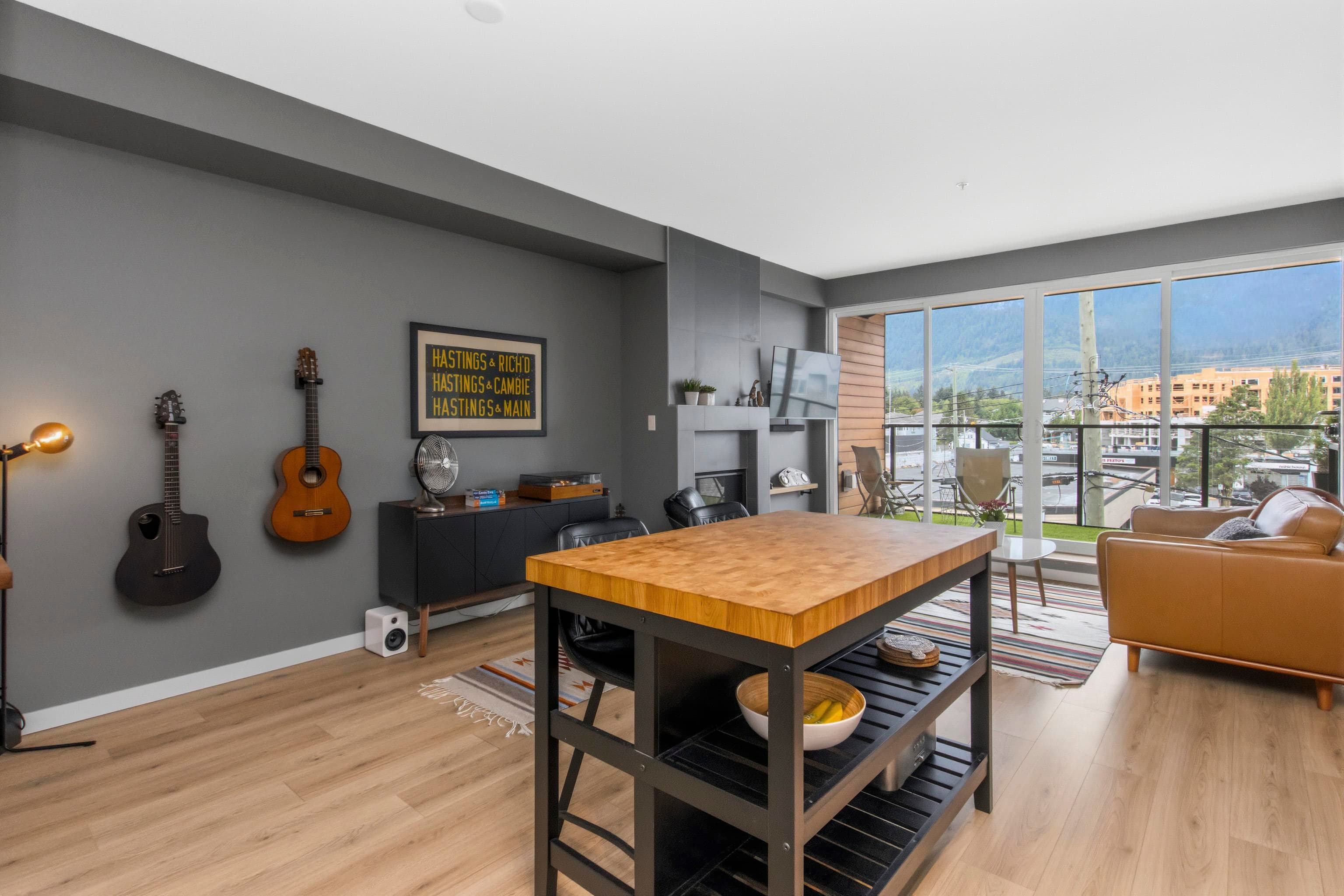 303 - 38165 Cleveland Avenue, Squamish, V8B 0P1 — photo 5