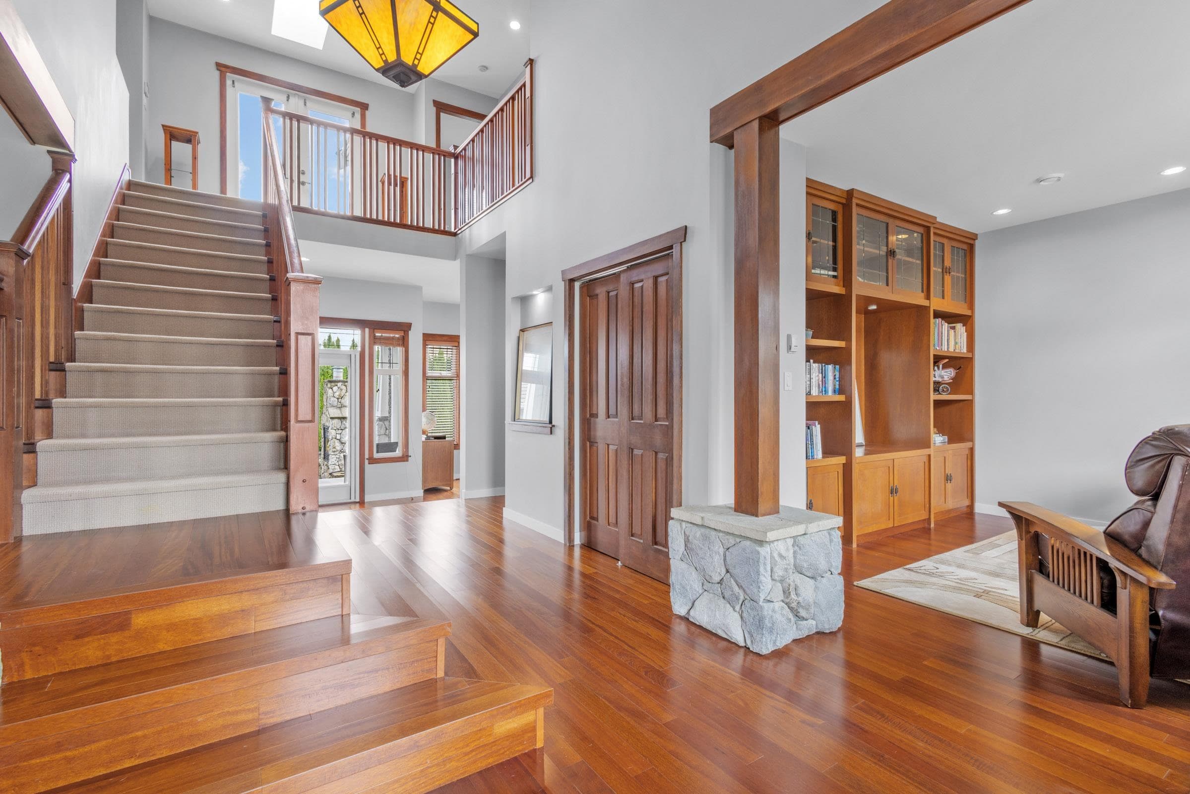 186 Macdonald Avenue, Burnaby, V5C 4M5 — photo 3