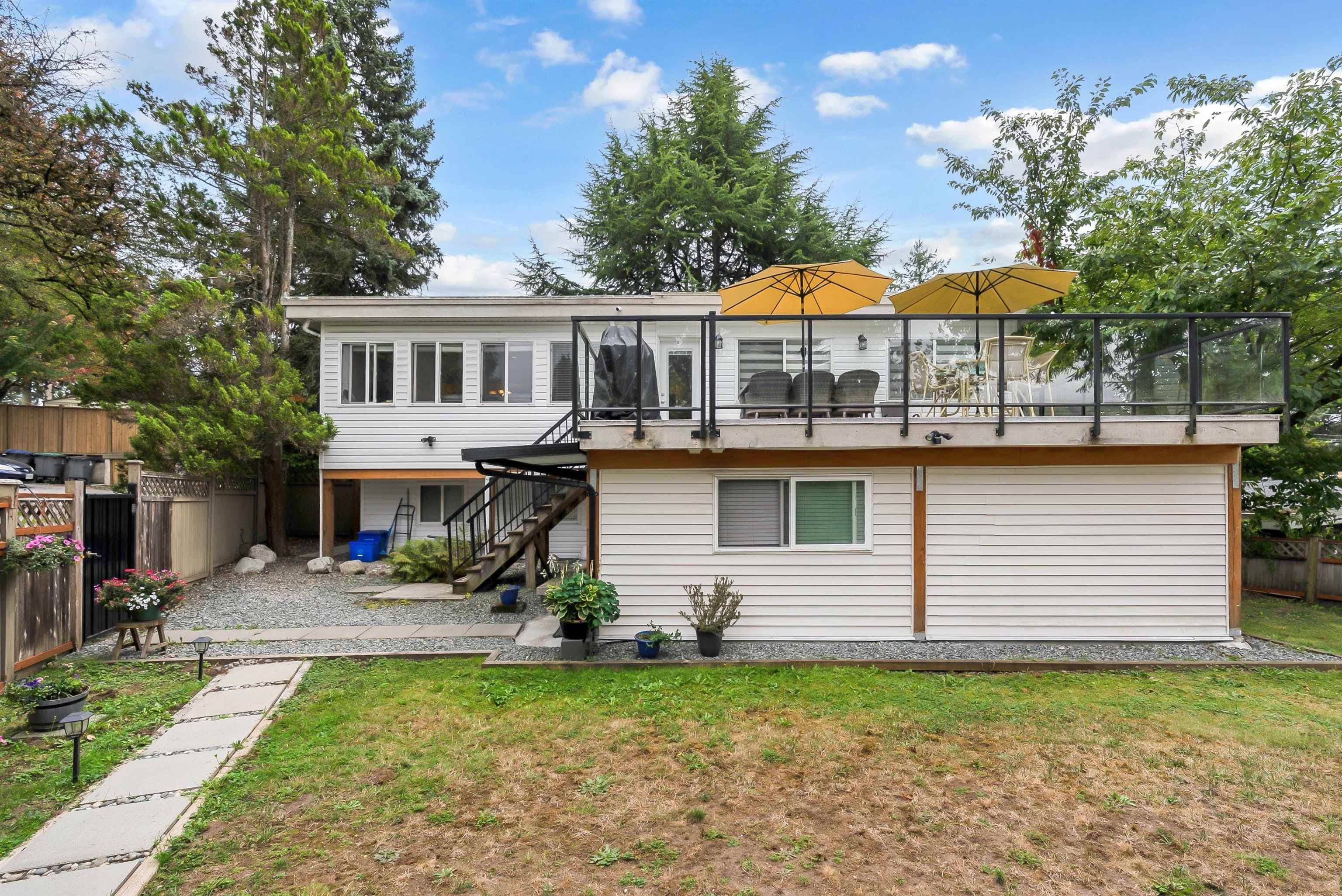11361 96 Avenue, Surrey, V3V 1V7 — photo 2