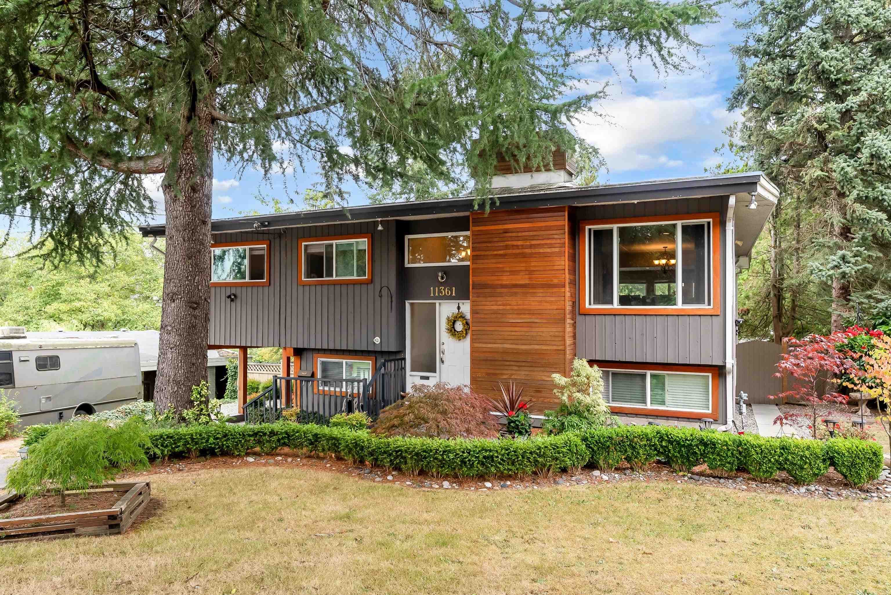 11361 96 Avenue, Surrey, V3V 1V7 — photo 1