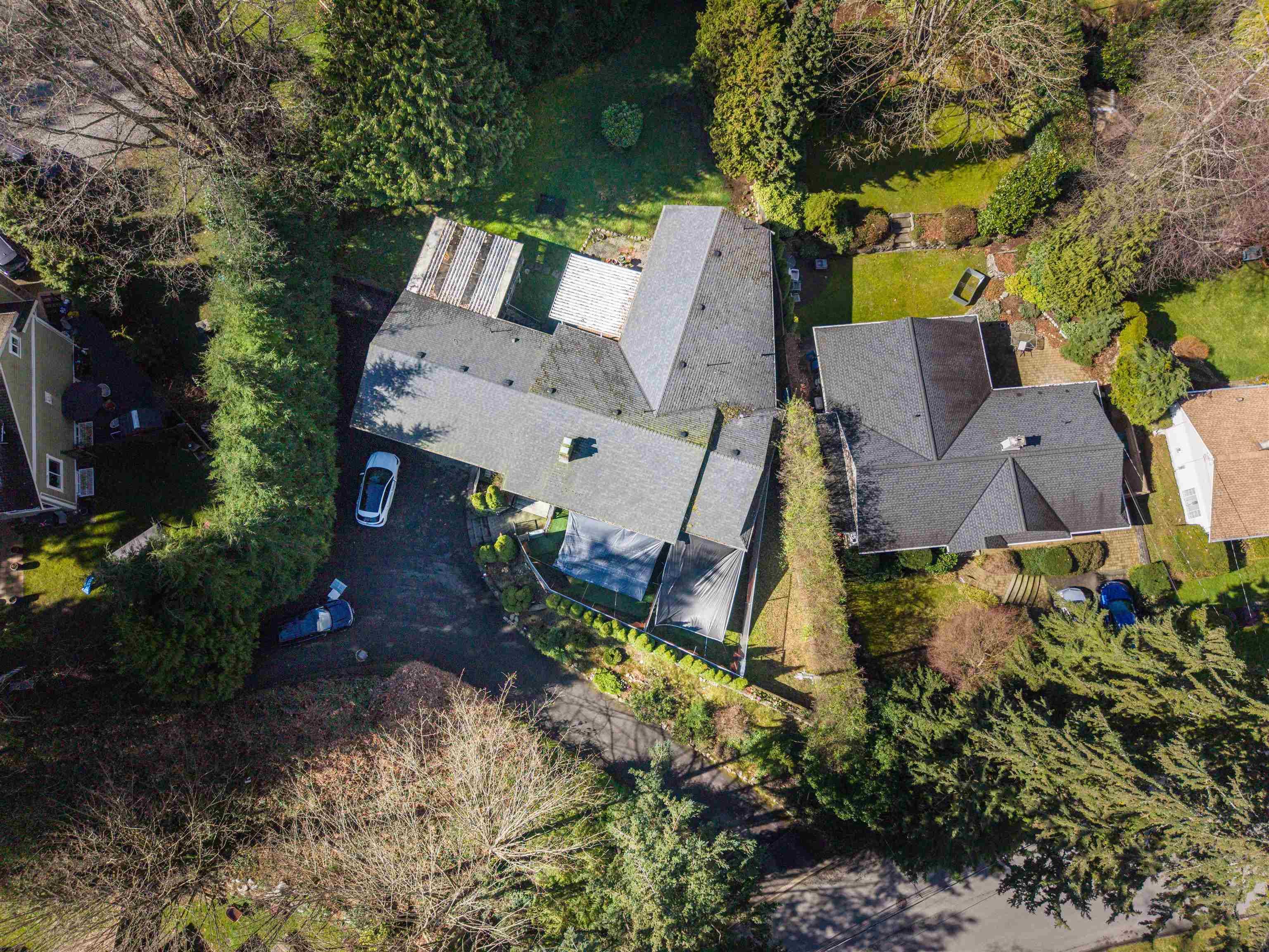 1329 Appin Road, North Vancouver, V7J 2T4 — photo 2