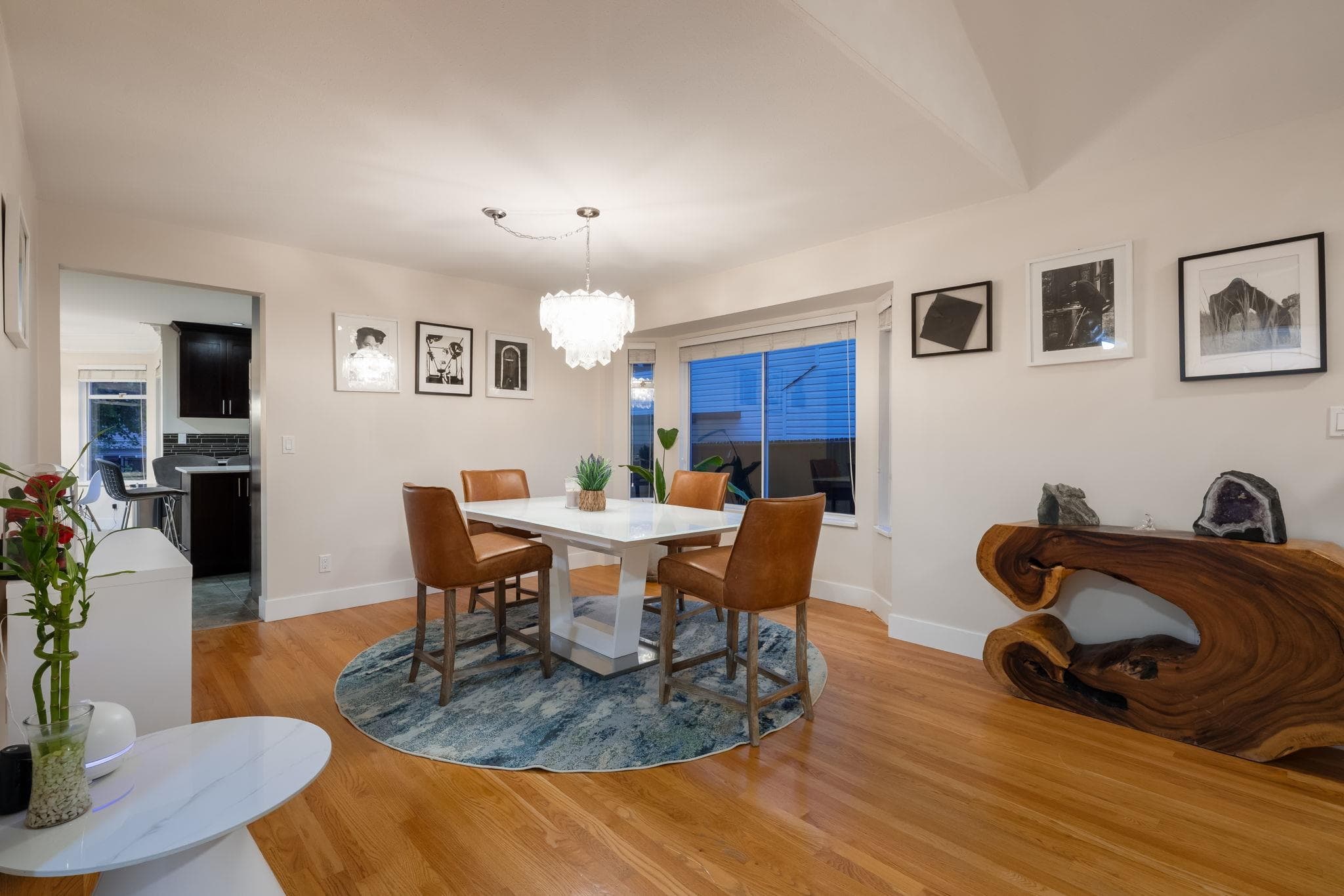 15295 111a Avenue, Surrey, V3R 0G4 — photo 4