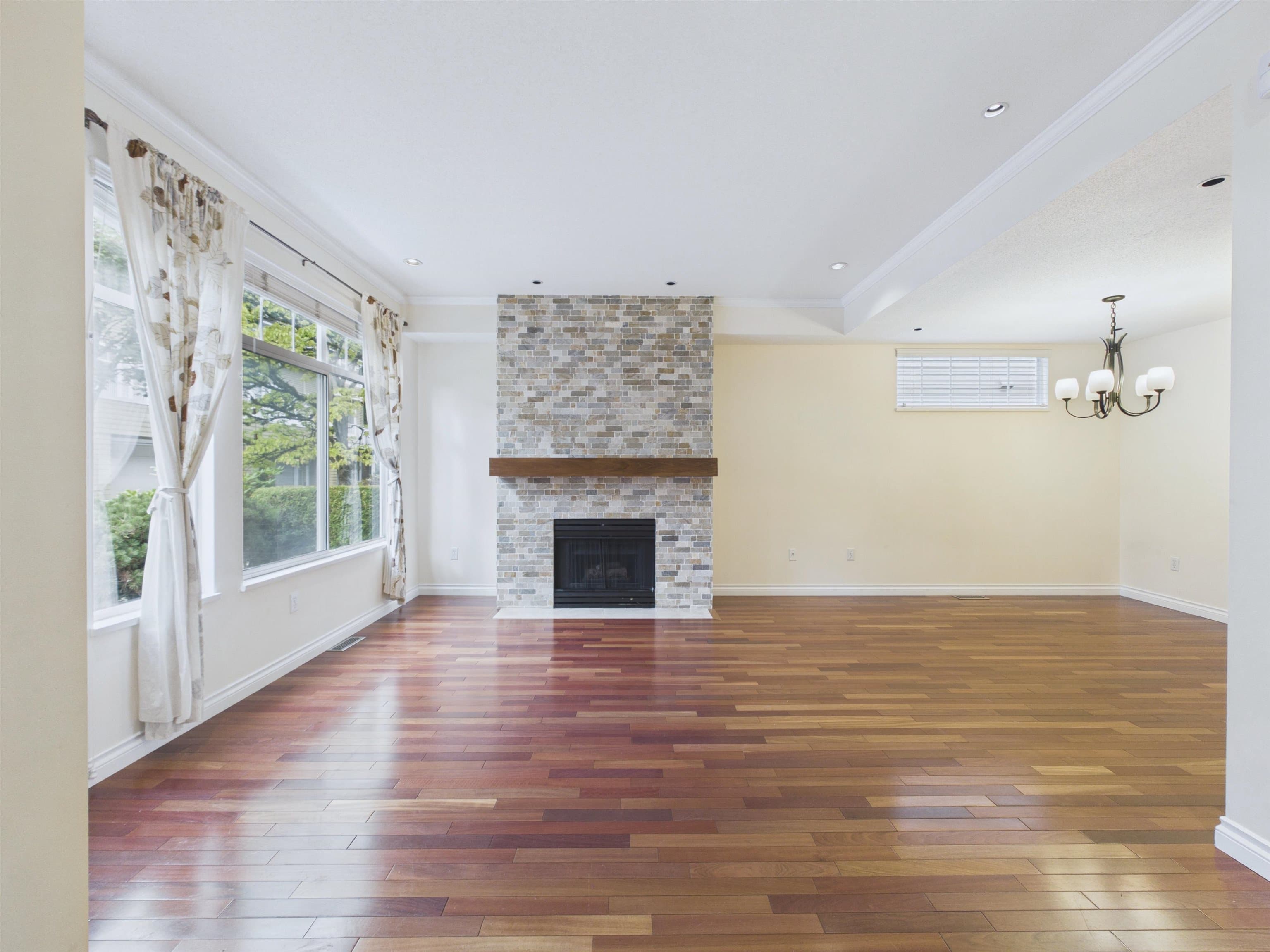 48 - 5298 Oakmount Crescent, Burnaby, V5H 4S2 — photo 2