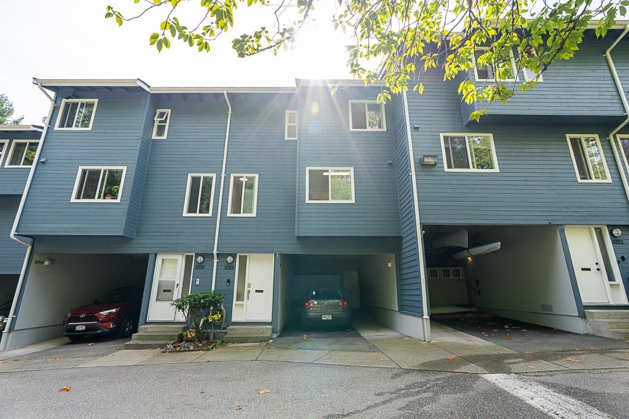 8328 Aspenwood Place, Burnaby, V5A 3V3 — photo 3