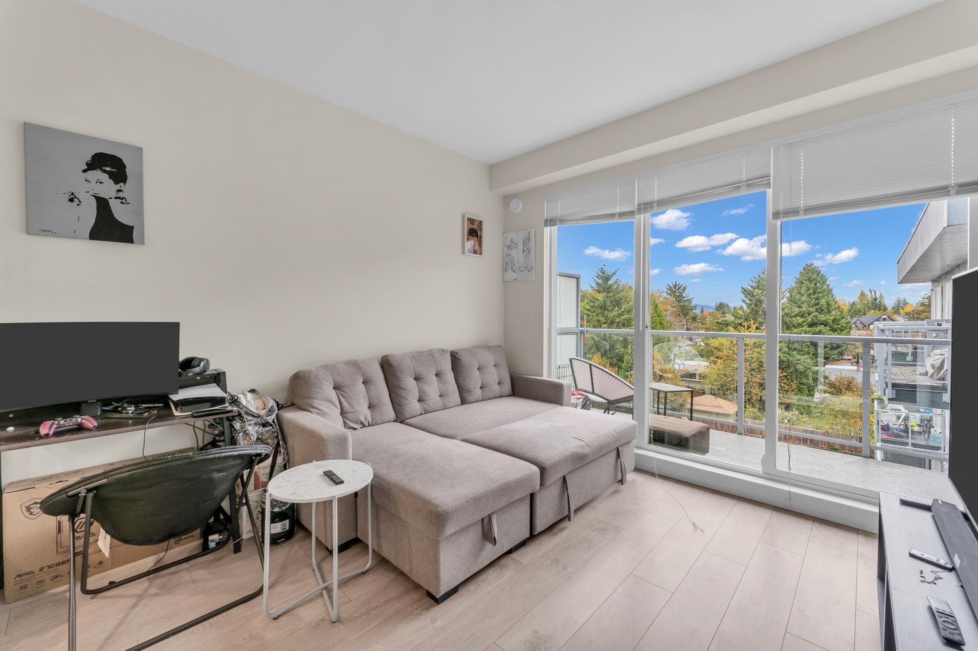 516 - 10838 Whalley Boulevard, Surrey, V3R 0G8 — photo 4