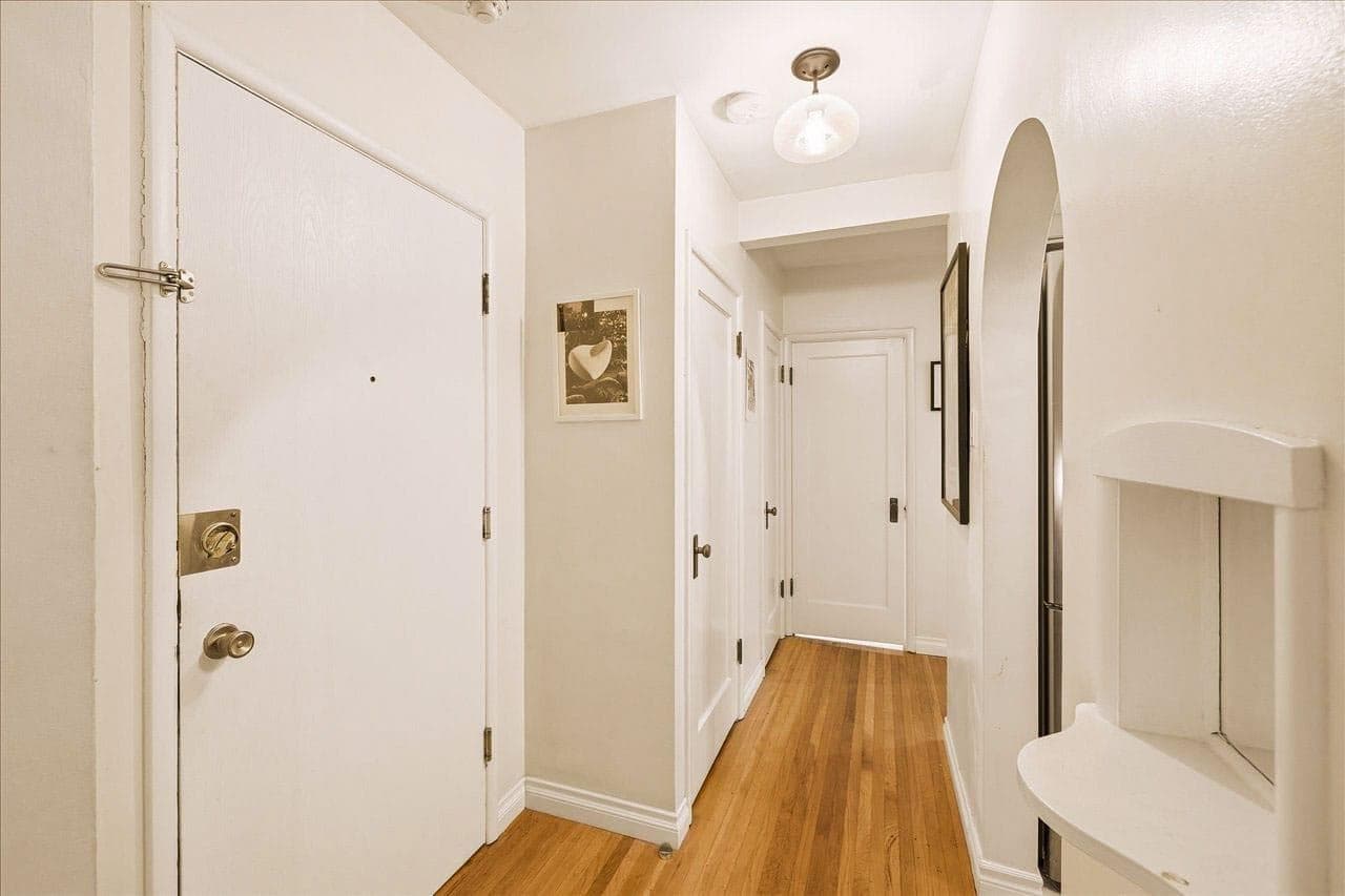6 - 985 Jervis Street, Vancouver, V6E 2B7 — photo 4