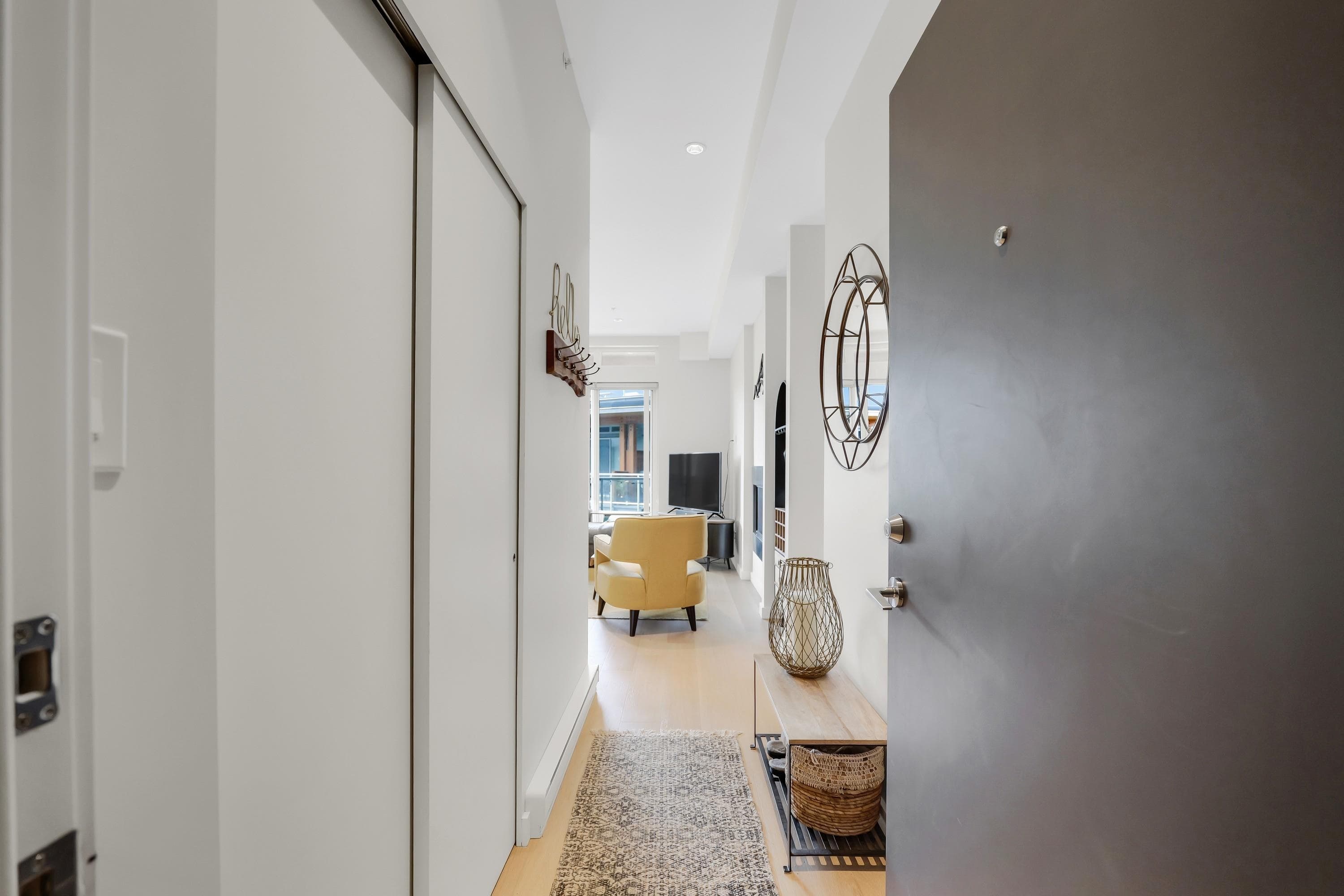 310 - 41328 Skyridge Place, Squamish, V8B 1A4 — photo 3