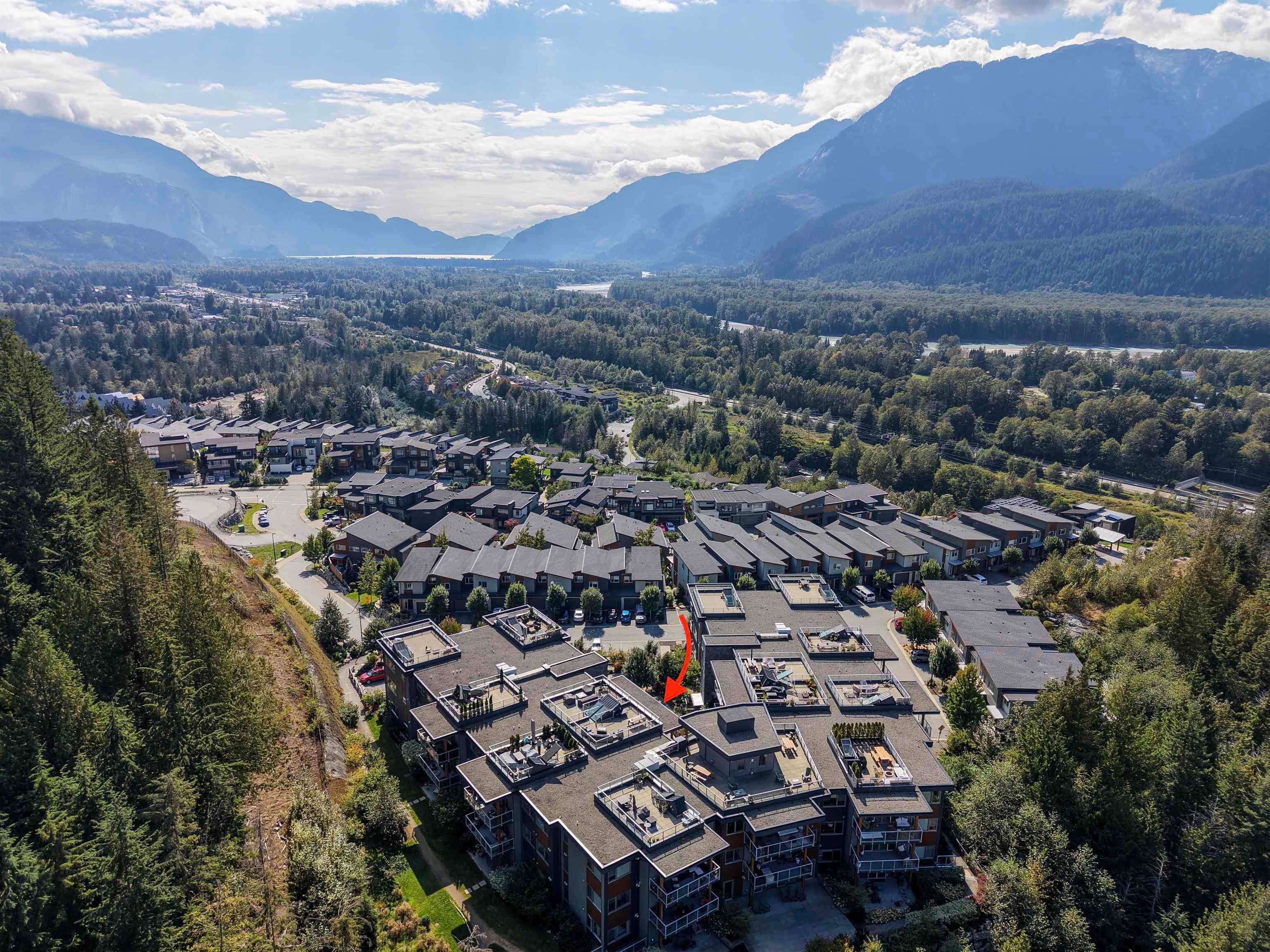 310 - 41328 Skyridge Place, Squamish, V8B 1A4 — photo 1