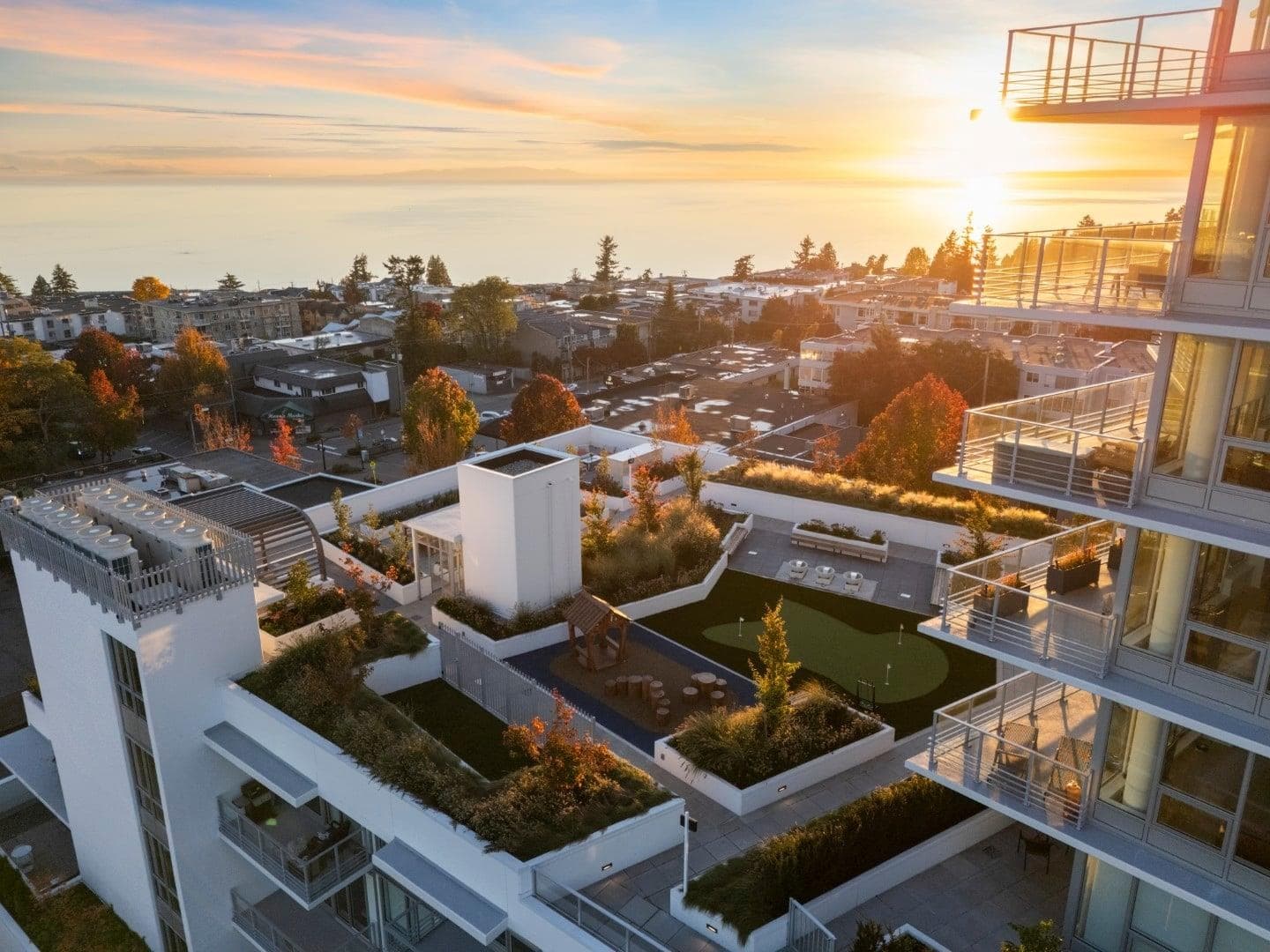 804 - 1342 Johnston Road, White Rock