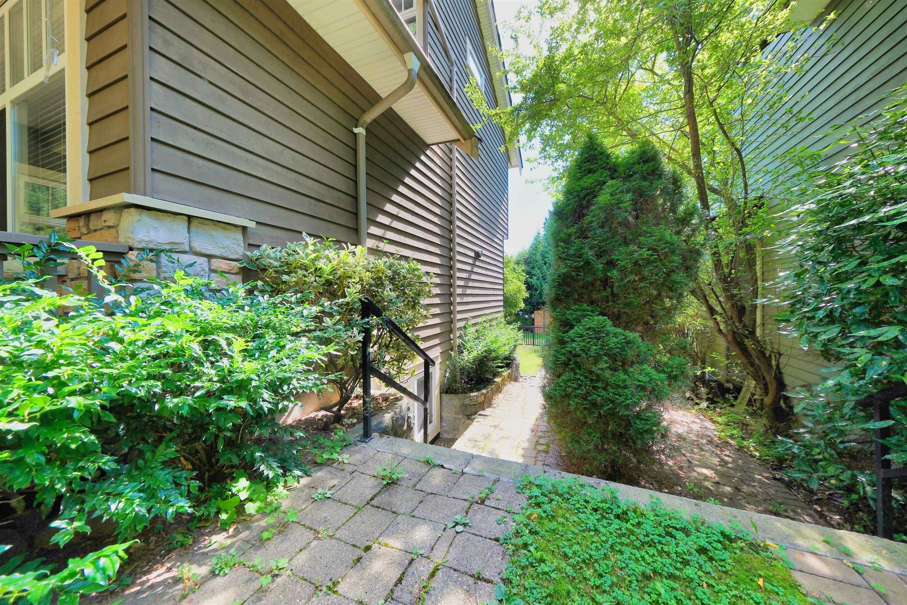 BASEMENT - 1630 Lawson Avenue, West Vancouver, V7V 2C9 — photo 3