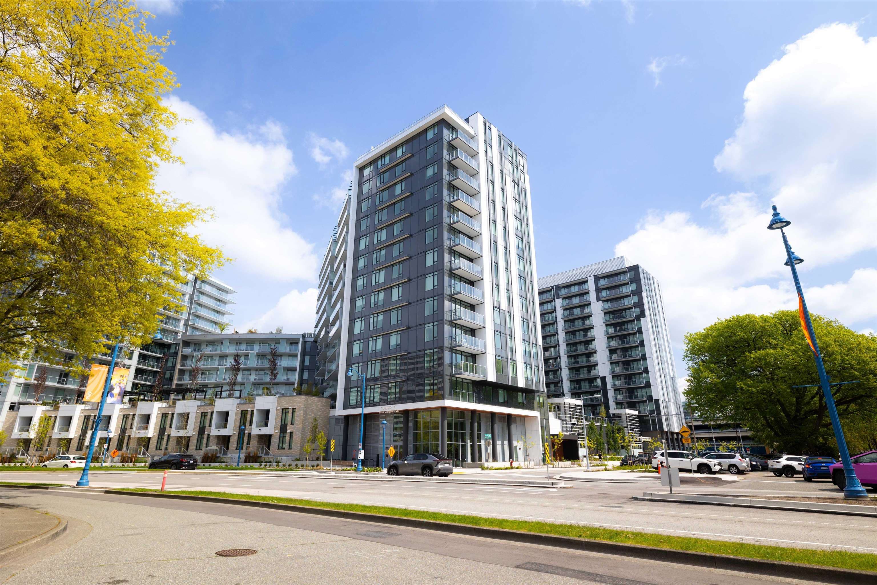 422 - 6808 Minoru Boulevard, Richmond, V6Y 0M7 — photo 1