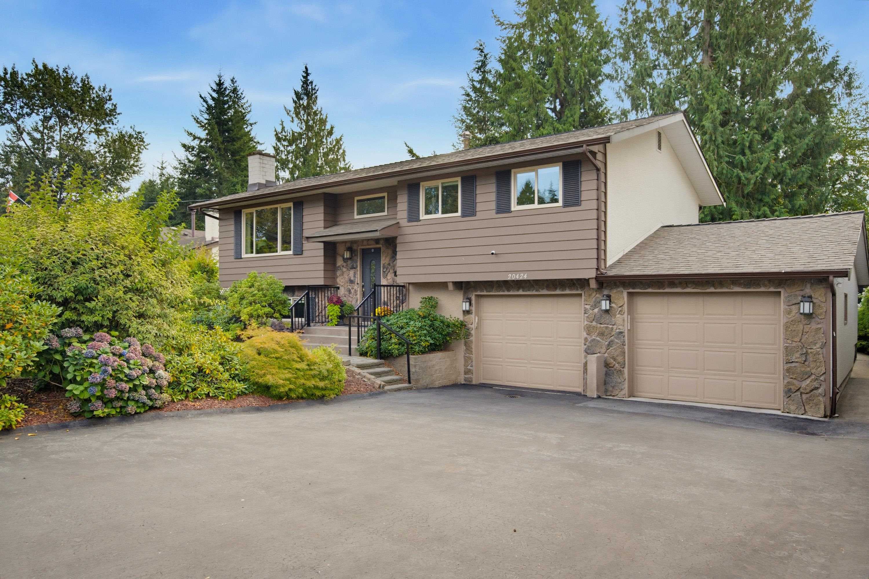 20424 43a Avenue, Langley, V3A 3C8 — photo 1
