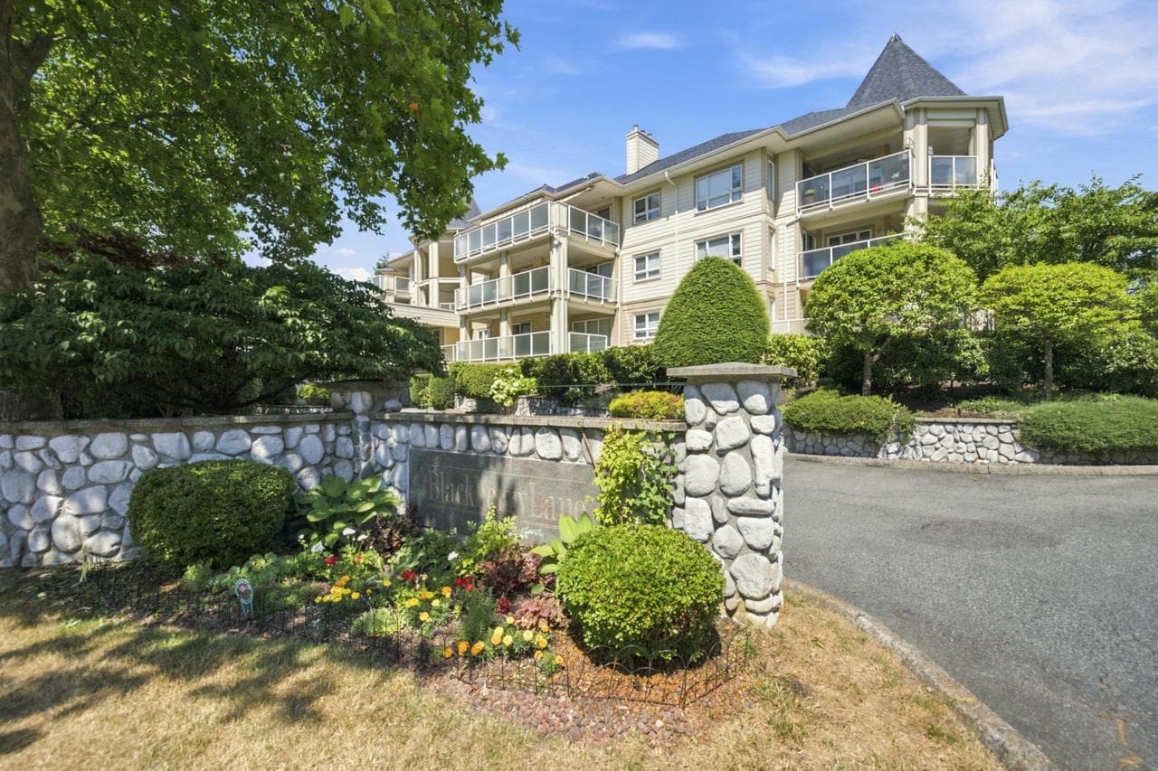 204 - 20125 55a Avenue, Langley, V3A 8L6 — photo 1