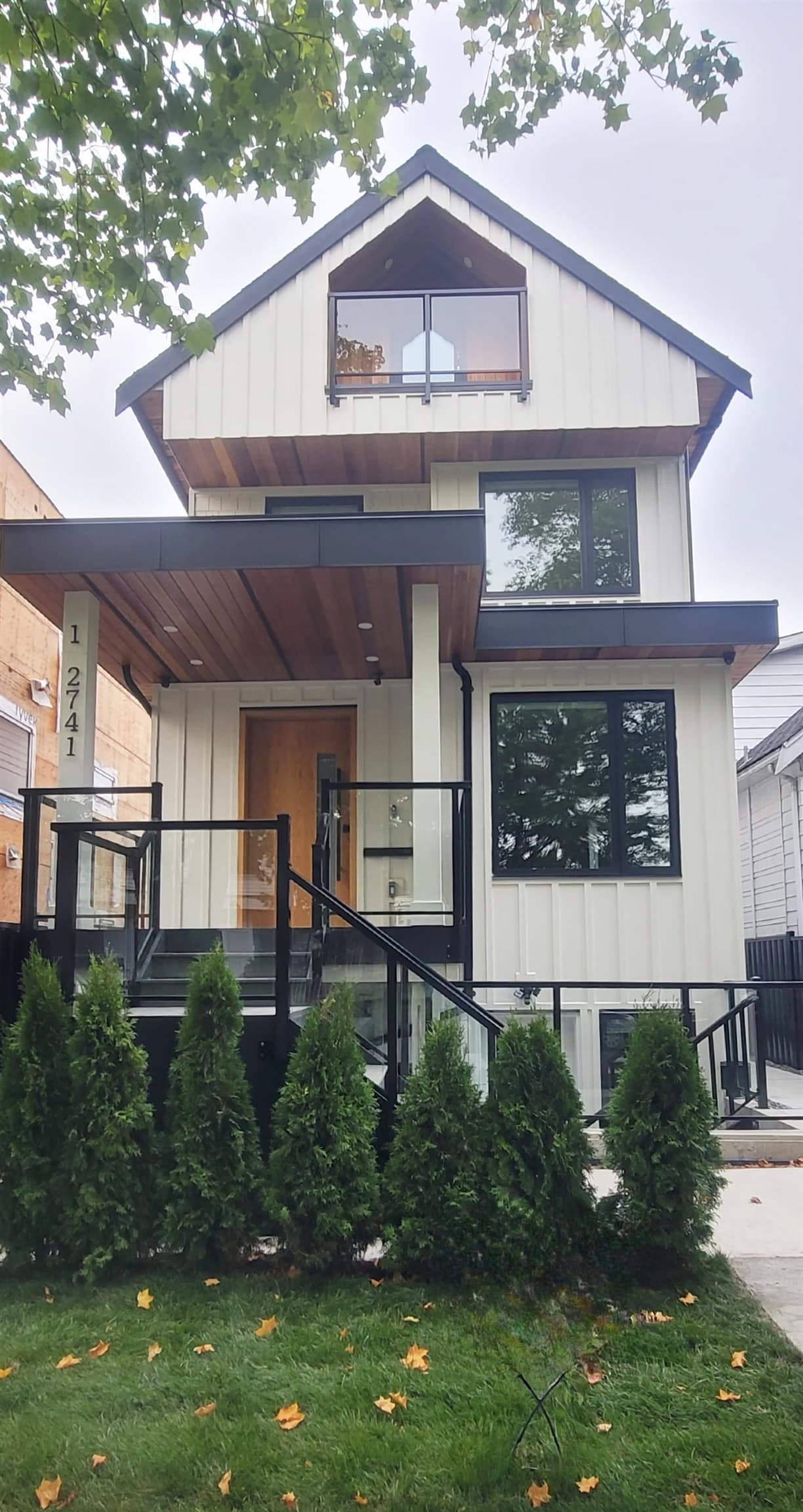 1 - 2741 Grant Street, Vancouver