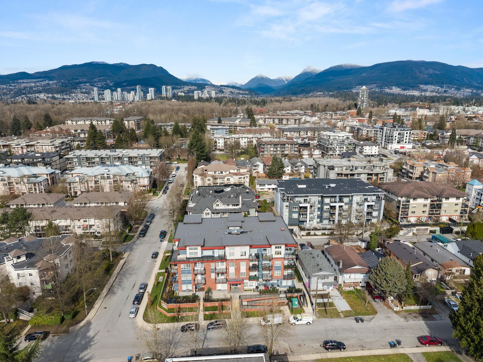 206 - 2389 Hawthorne Avenue, Port Coquitlam, V3C 0T2 — photo 2