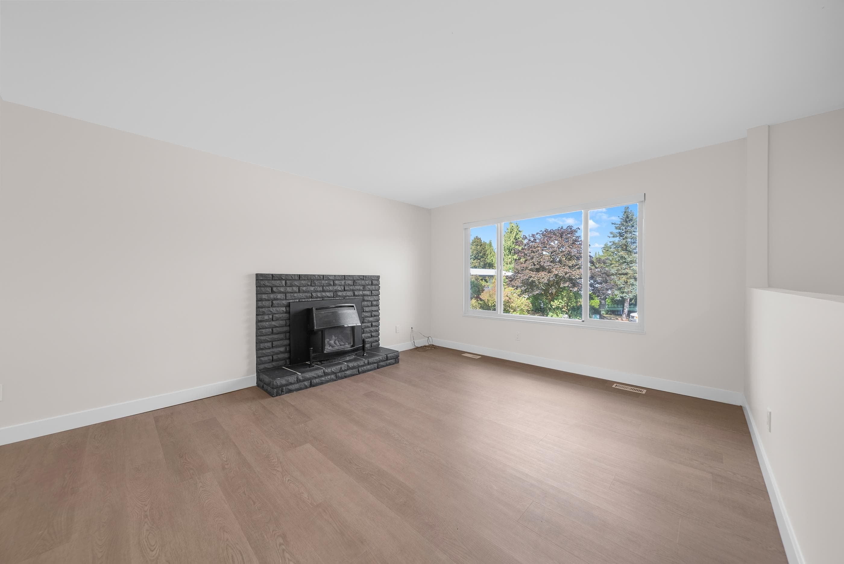 32114 Mouat Drive, Abbotsford, V2T 4G6 — photo 2