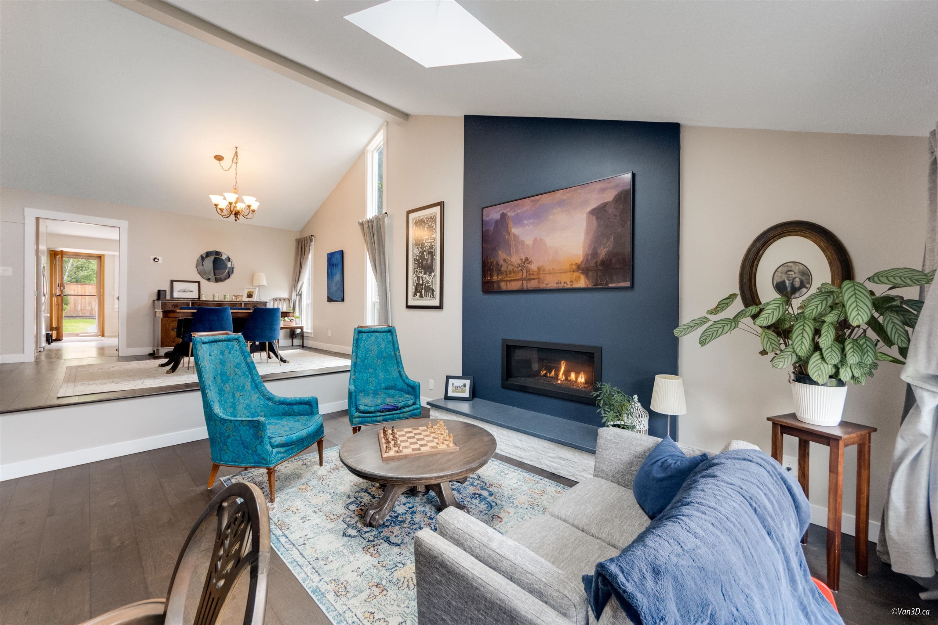 38582 Westway Avenue, Squamish, V8B 0L6 — photo 3