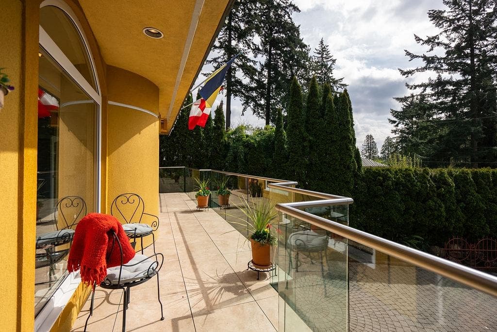 2635 Rosebery Avenue, West Vancouver, V7V 3A3 — photo 3