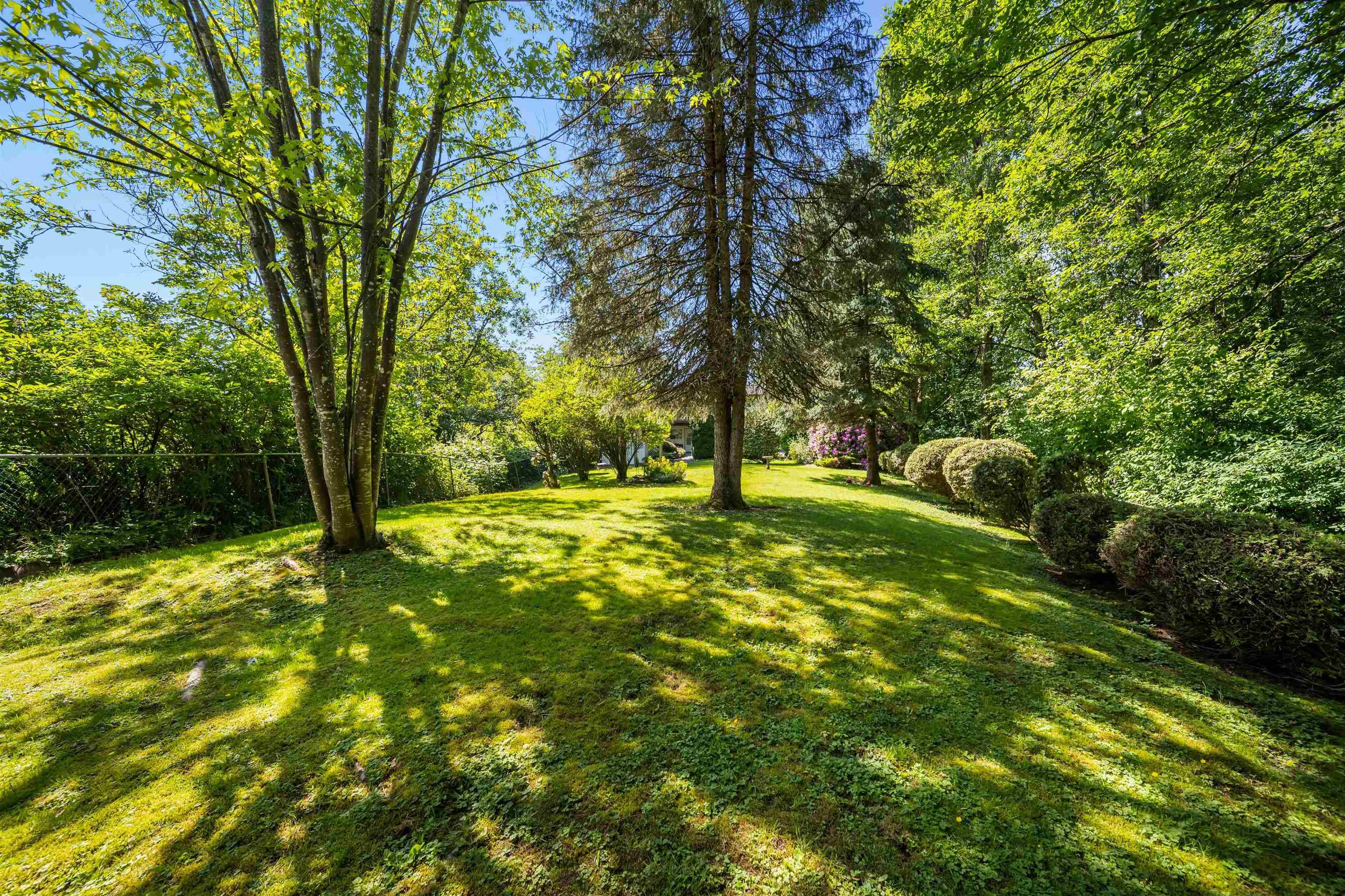 19949 51 Avenue, Langley, V3A 7P2 — photo 2