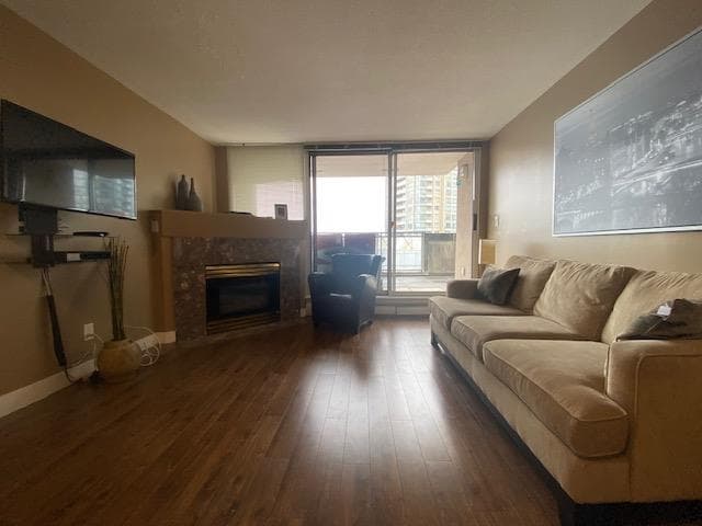710 - 555 Abbott, Vancouver