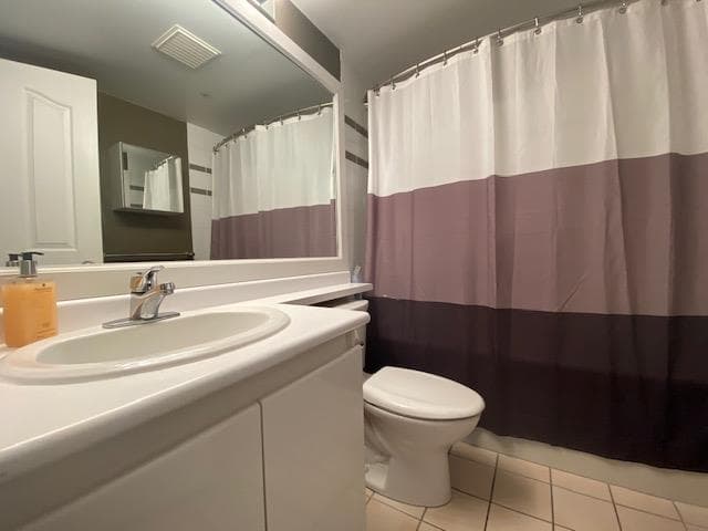 710 - 555 Abbott, Vancouver, V6B 6B8 — photo 5