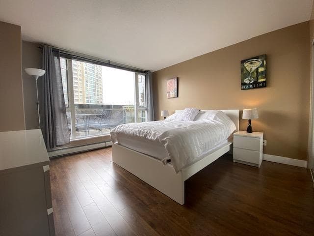 710 - 555 Abbott, Vancouver, V6B 6B8 — photo 4