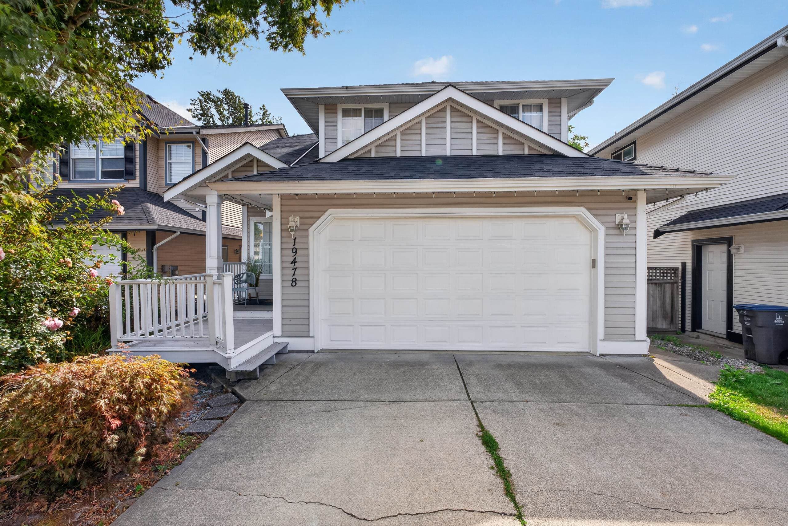 19478 61 Avenue, Surrey, V3S 8Z6 — photo 3