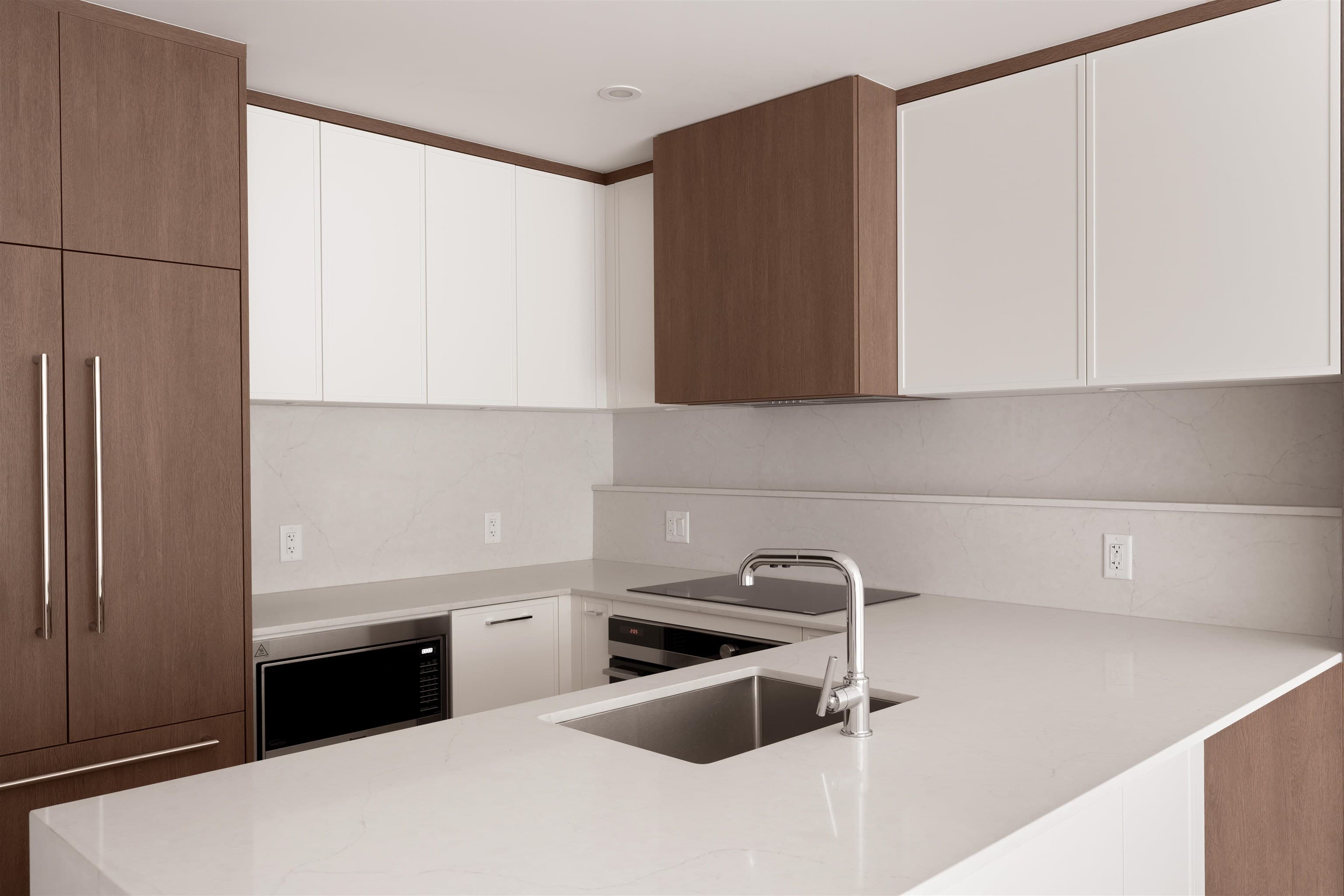 207 - 378 W 45th Avenue, Vancouver, V5Y 0P6 — photo 2
