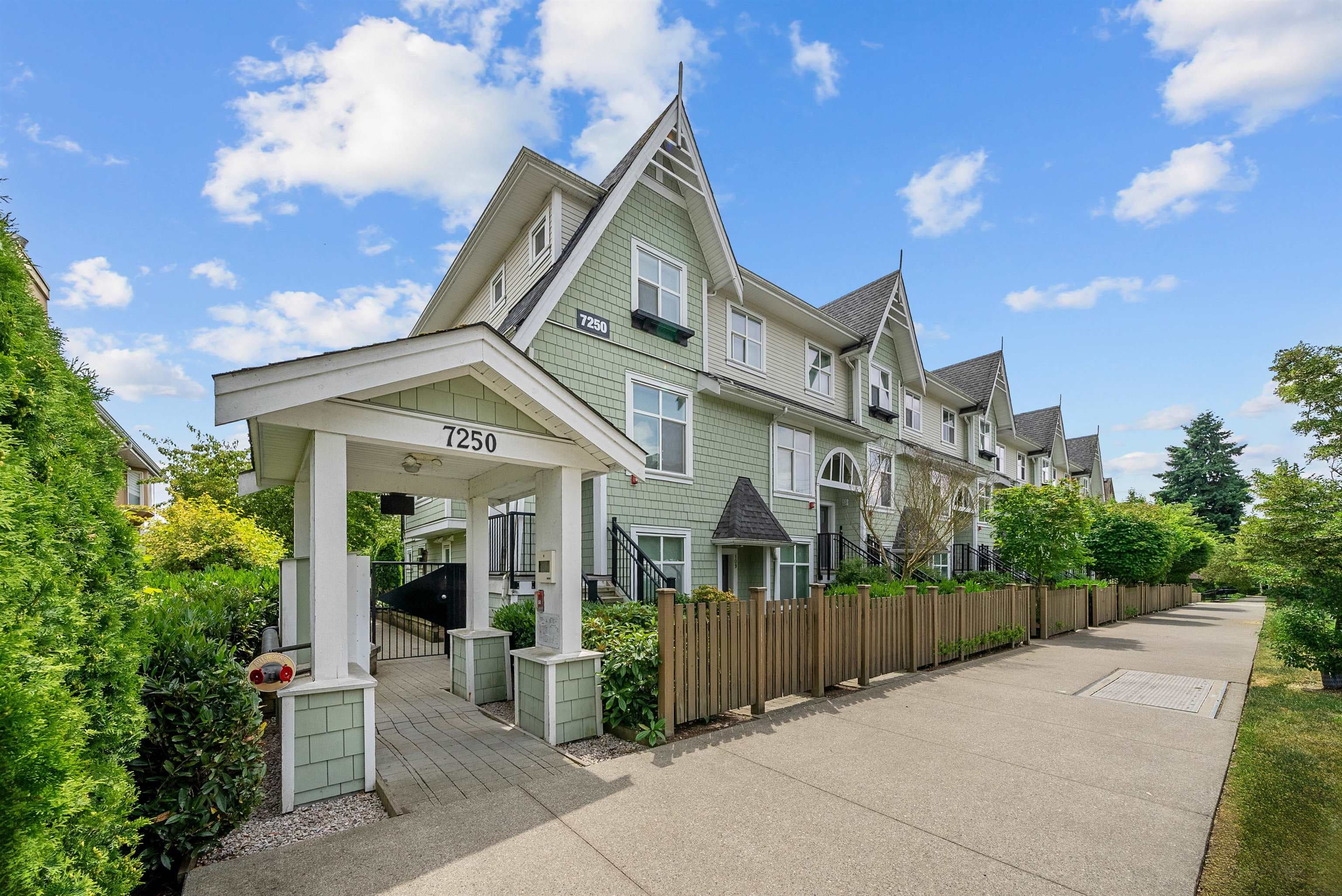 119 - 7250 18th Avenue, Burnaby, V3N 1H3 — photo 1