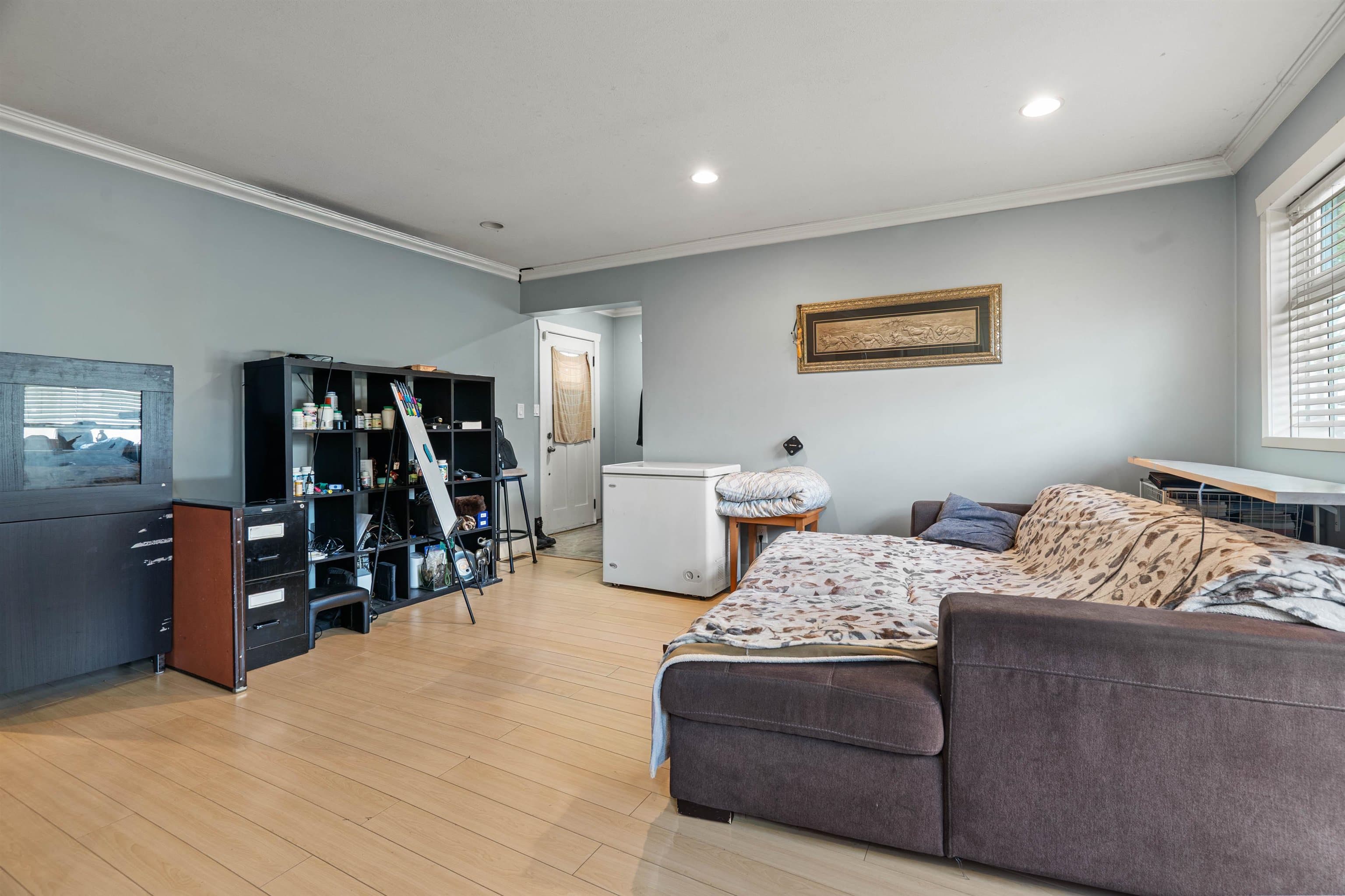 9716 Corbould Street, Chilliwack, V2P 4B5 — photo 4