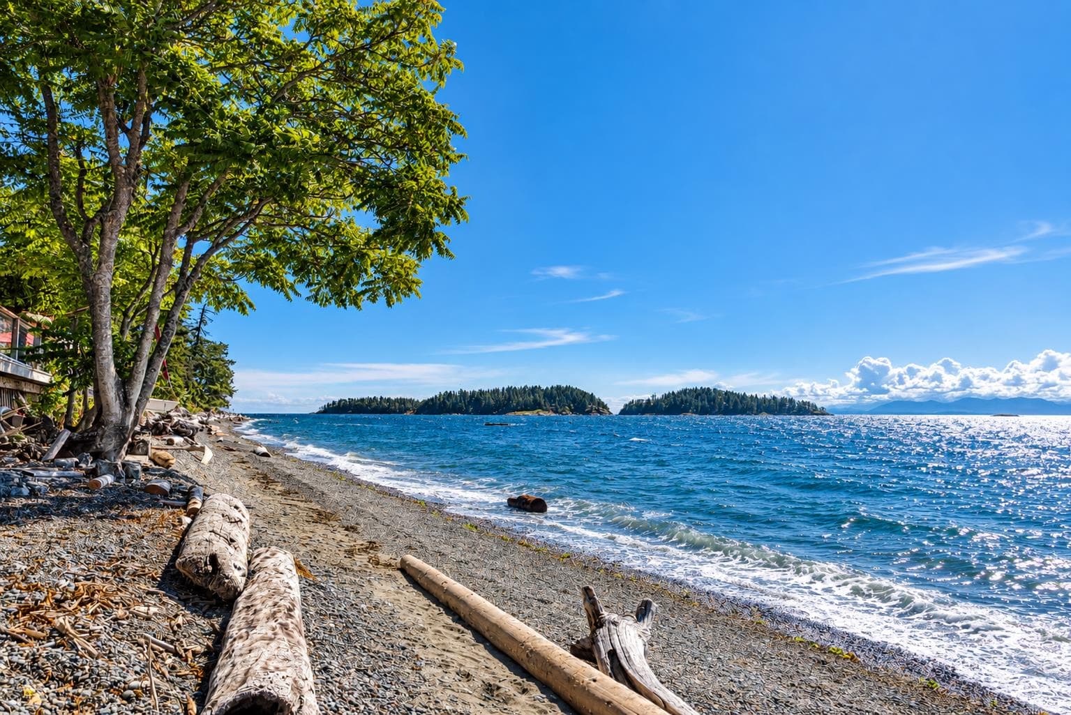 6833 Sunshine Coast Highway, Sechelt, V7Z 0T2 — photo 2