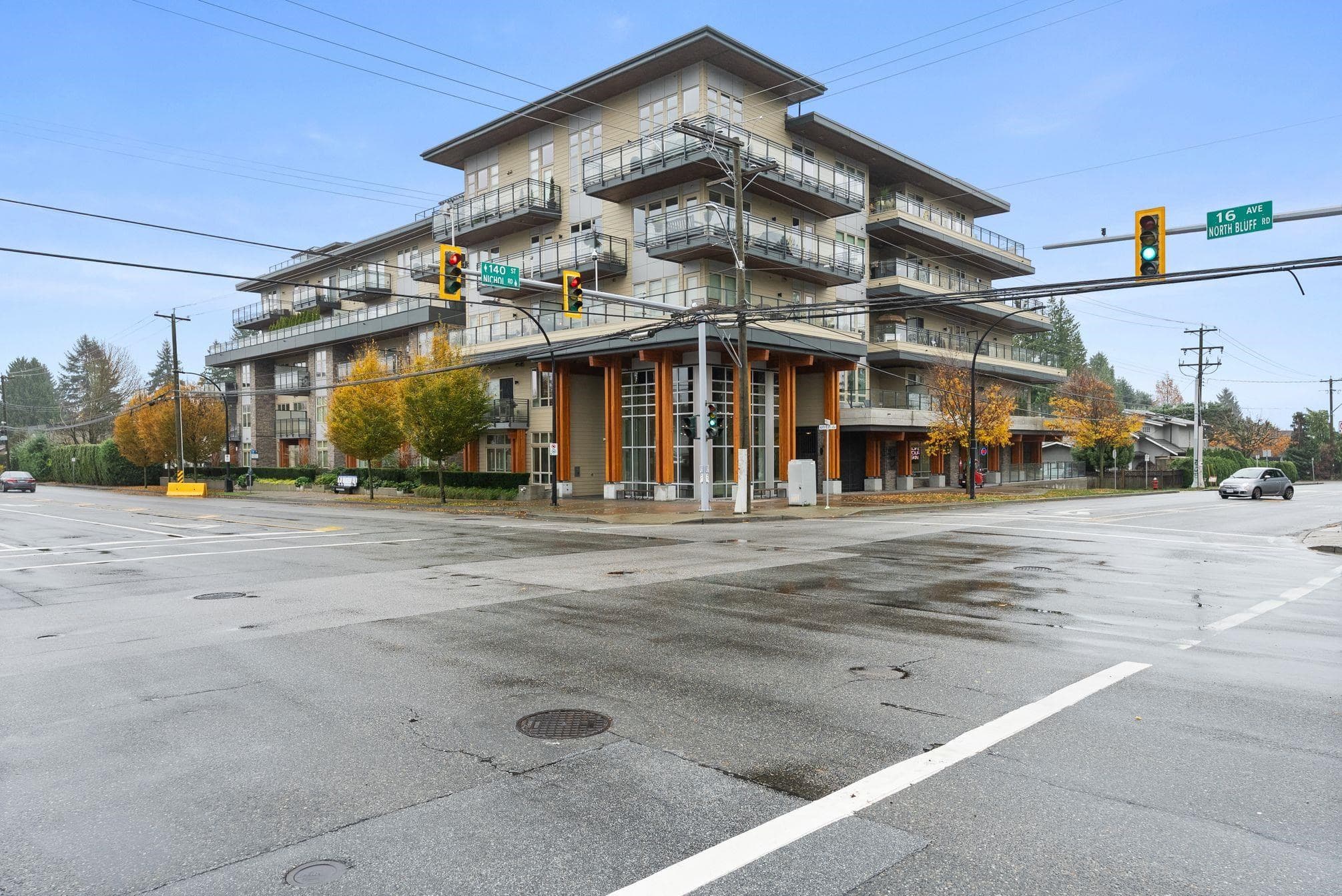 214 - 14022 North Bluff Road, White Rock, V4B 3C3 — photo 2