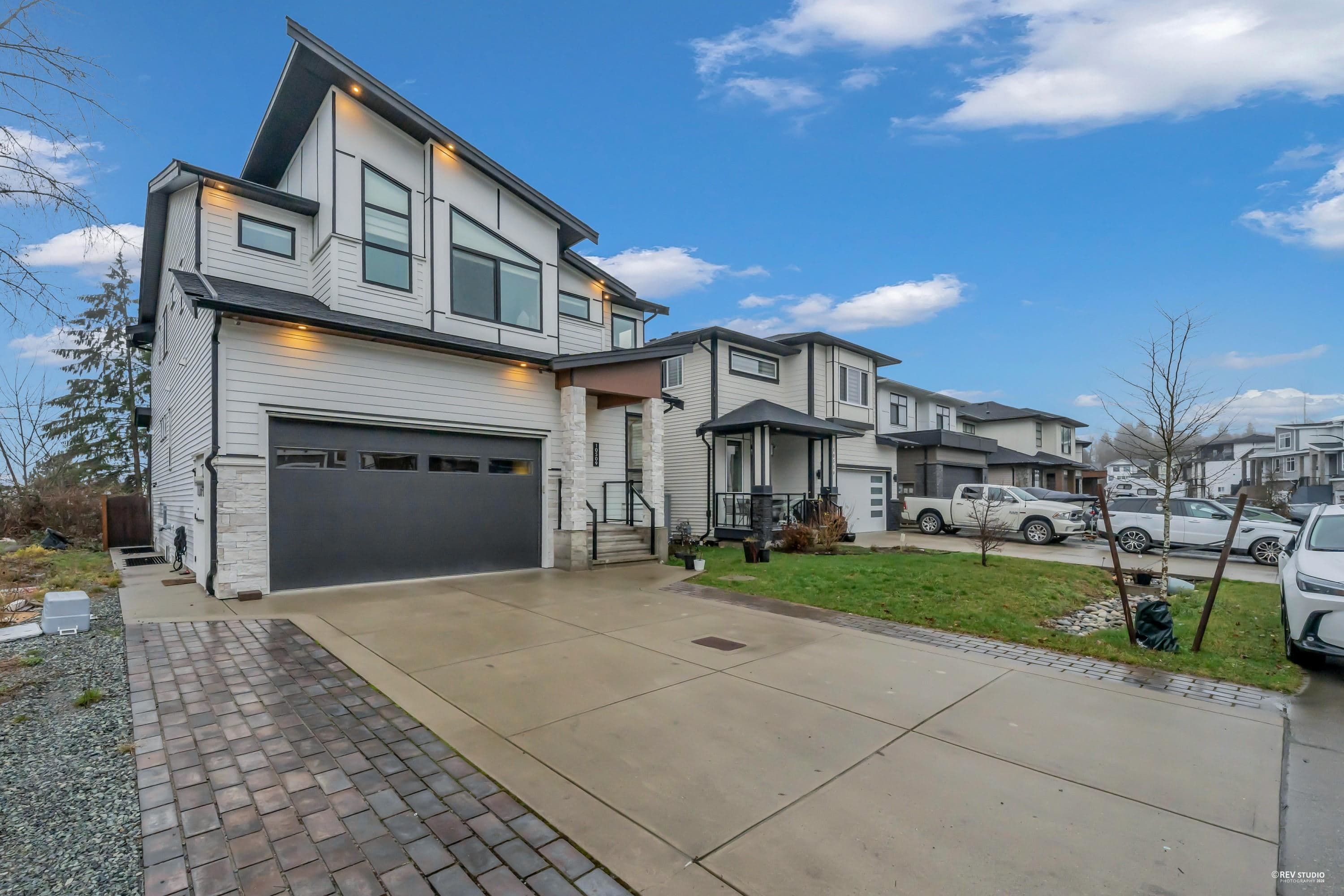 10509 Mcveety Street, Maple Ridge, V2W 0K3 — photo 3