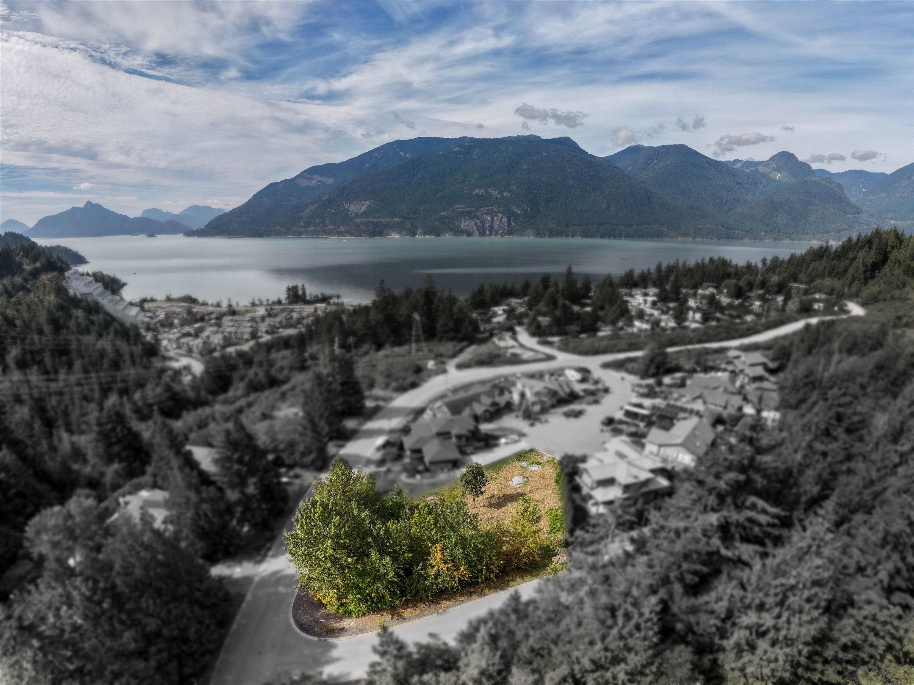 936 Thistle Place, Britannia Beach, V8B 1J2 — photo 3