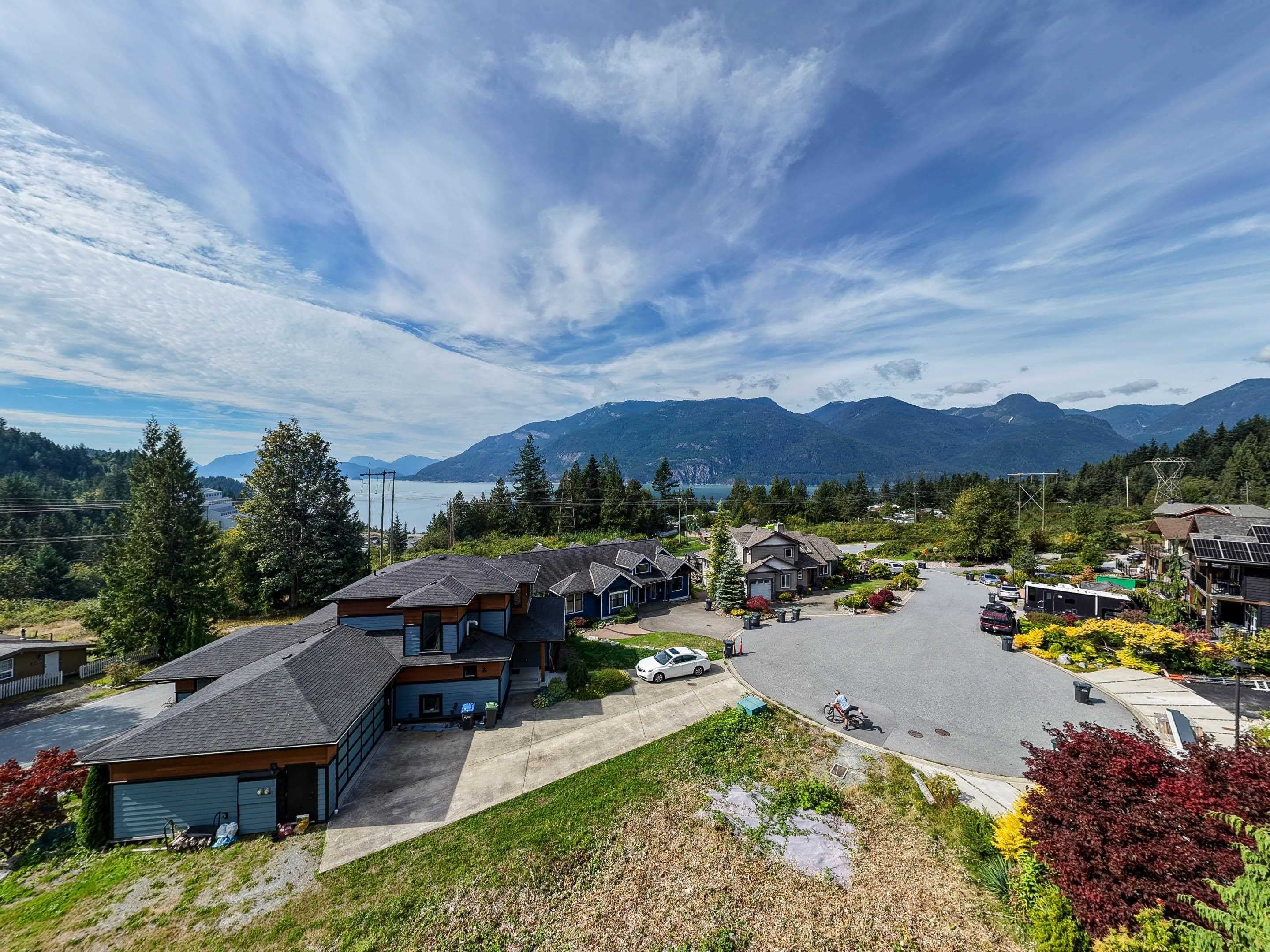 936 Thistle Place, Britannia Beach, V8B 1J2 — photo 5
