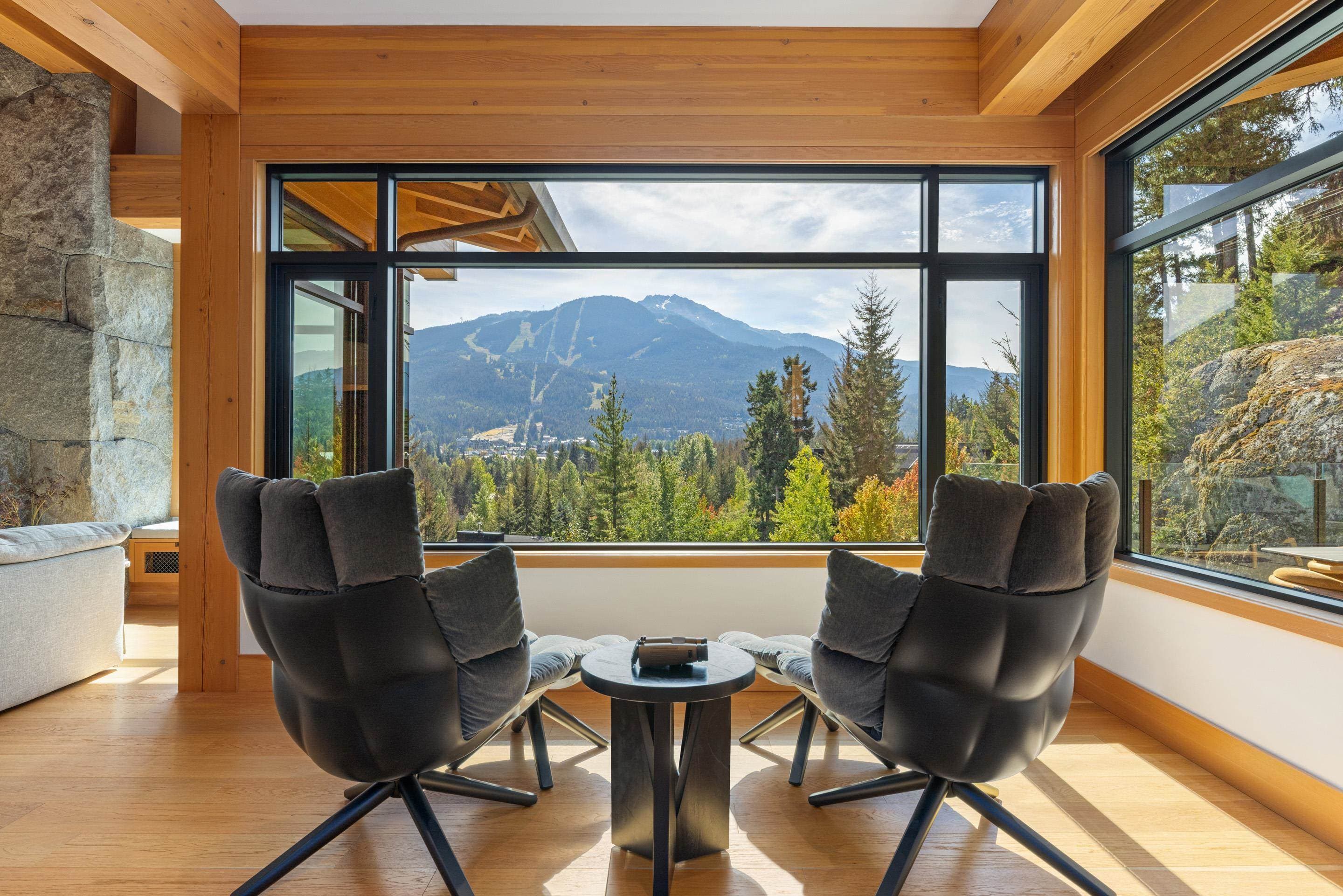 7465 Treetop Lane, Whistler, V8E 0E9 — photo 4