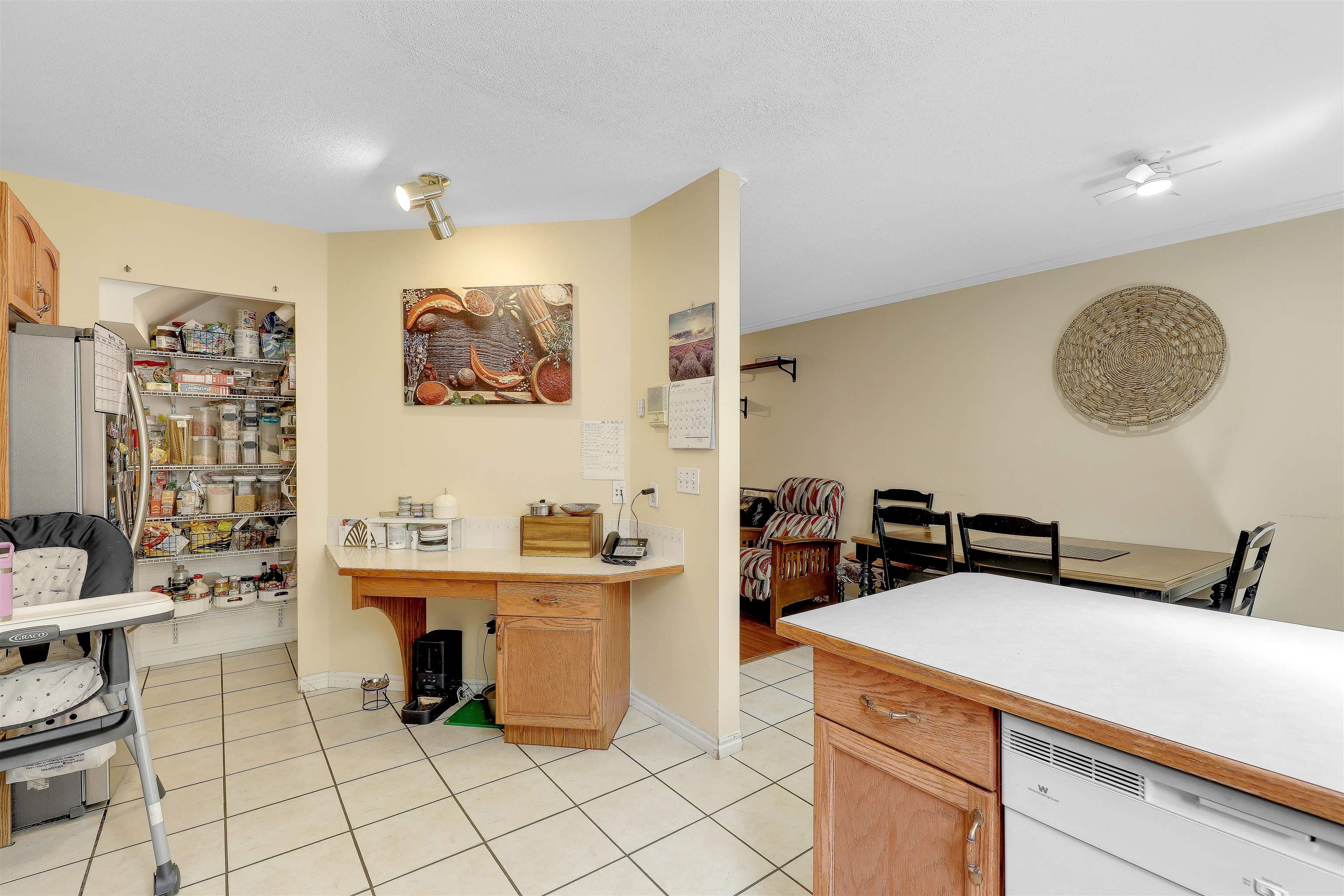 116 - 15501 89a Avenue, Surrey, V3R 0Z5 — photo 5