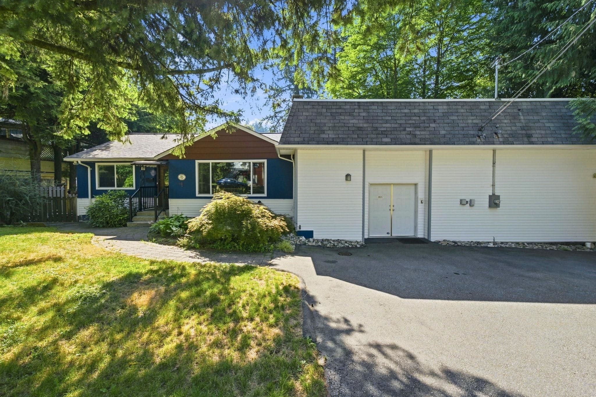 1611 Lynn Valley Road, North Vancouver, V7J 2B5 — photo 4