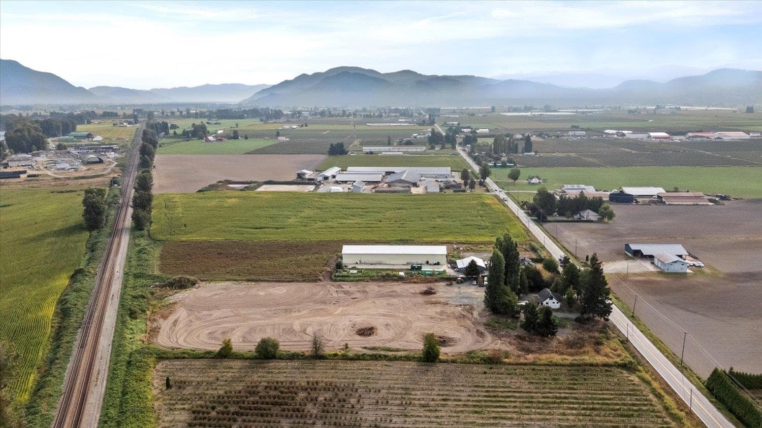 32219 Harris Road, Abbotsford, V4X 1W1 — photo 4